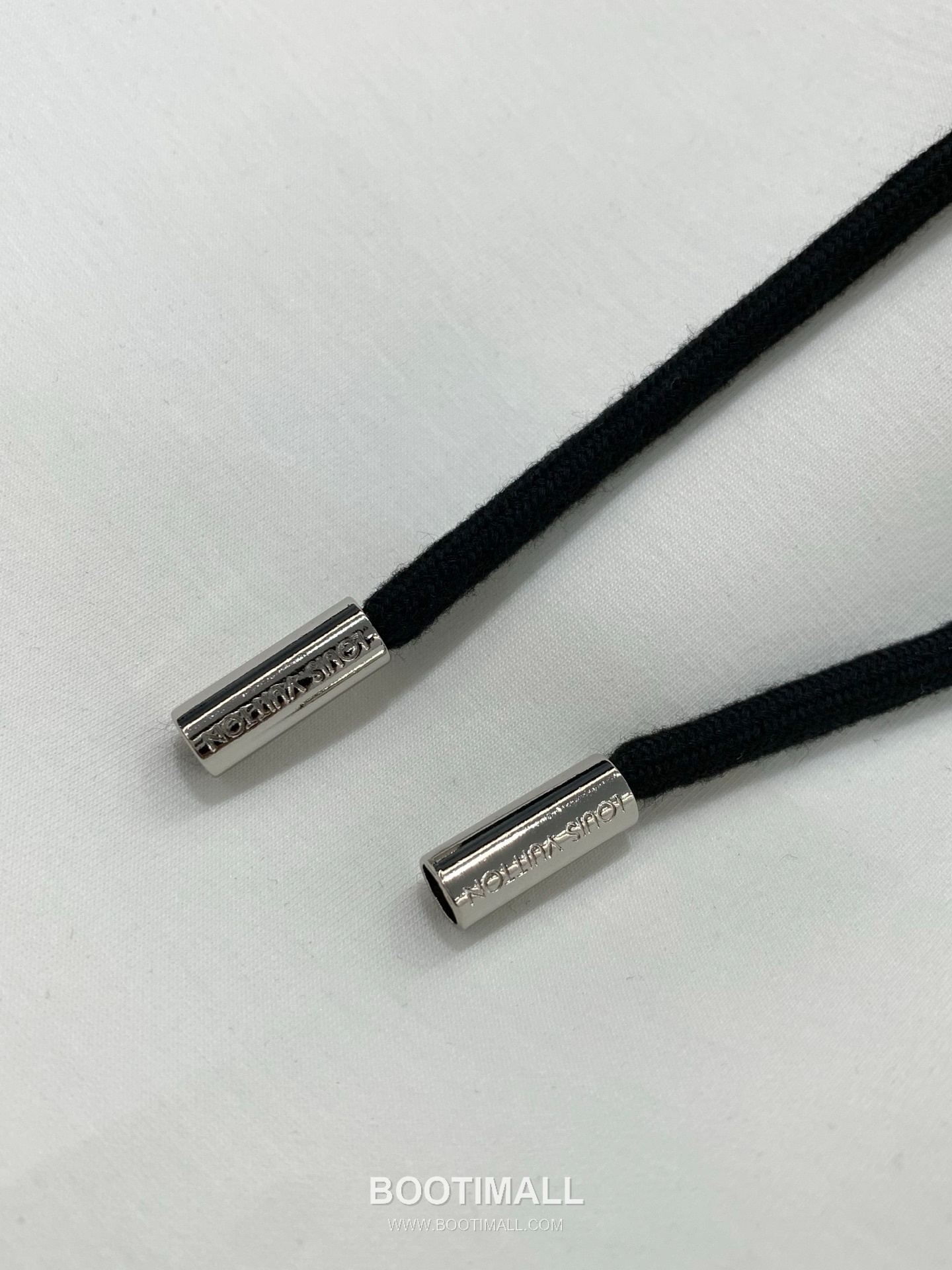 Louis Vuitton SS26 Cotton Blend Pants with Embroidered Logo 루이비통 SS26 코튼 혼방 팬츠 자수 로고 7