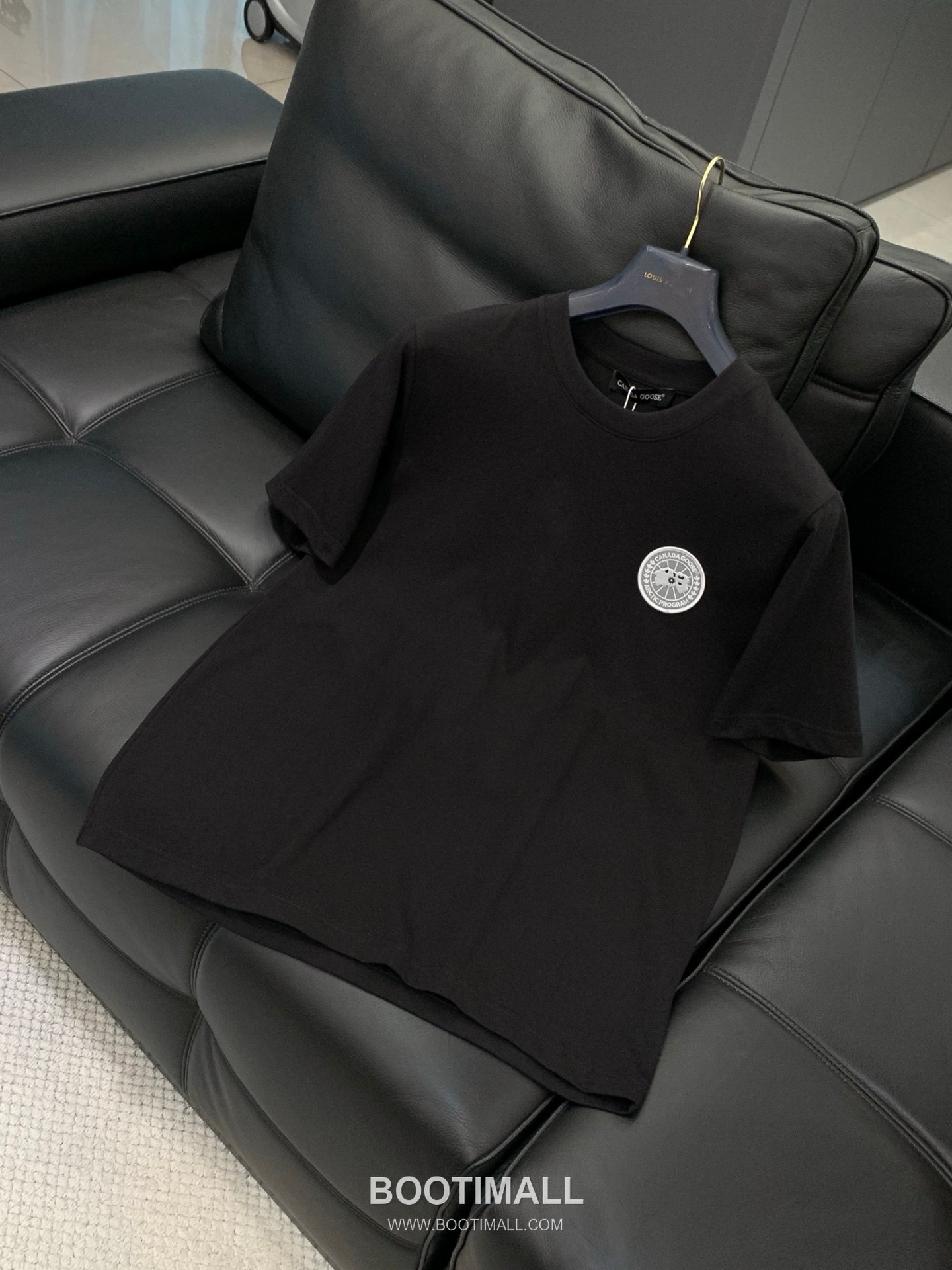 Canada Goose SS26 Cotton Crewneck T-Shirt with Embroidered Logo 캐나다구스 SS26 코튼 크루넥 티셔츠 자수 로고 3