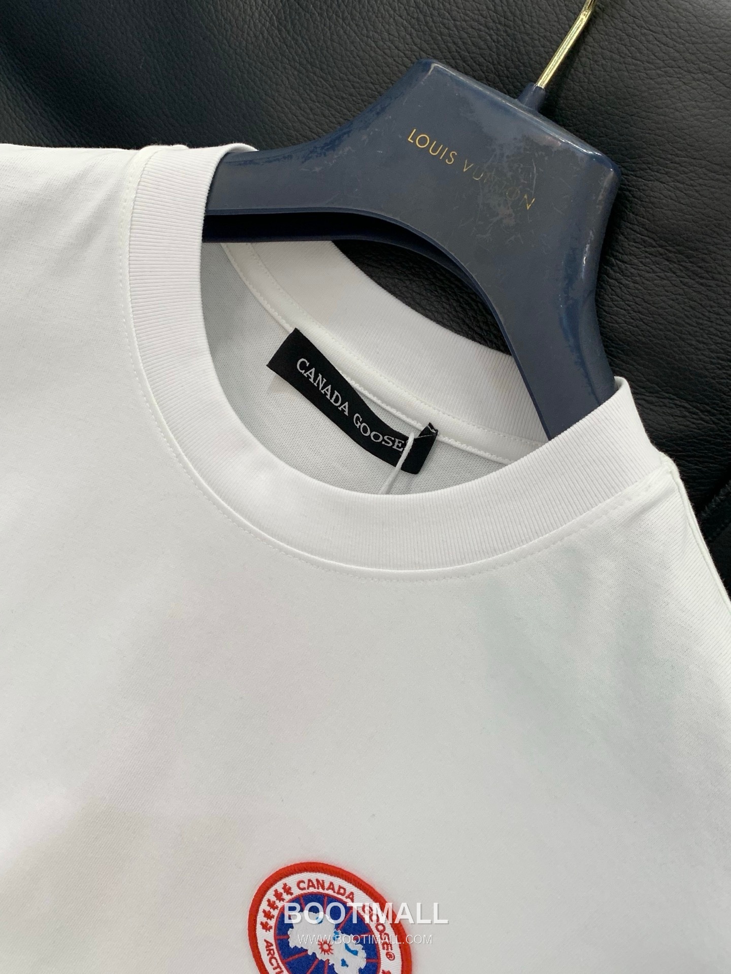 Canada Goose SS26 Cotton Crewneck T-Shirt with Embroidered Logo 캐나다구스 SS26 코튼 크루넥 티셔츠 자수 로고 4