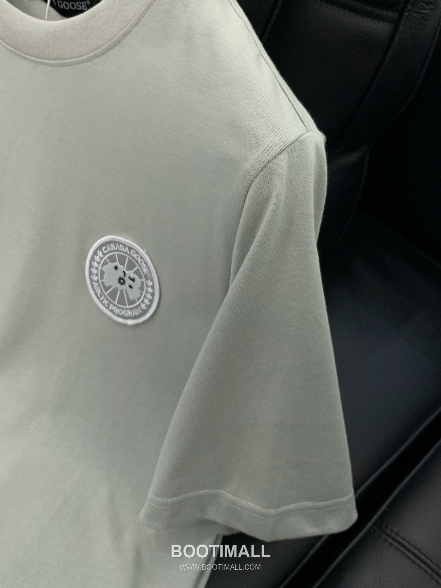 Canada Goose SS26 Cotton Crewneck T-Shirt with Embroidered Logo 캐나다구스 SS26 코튼 크루넥 티셔츠 자수 로고 5