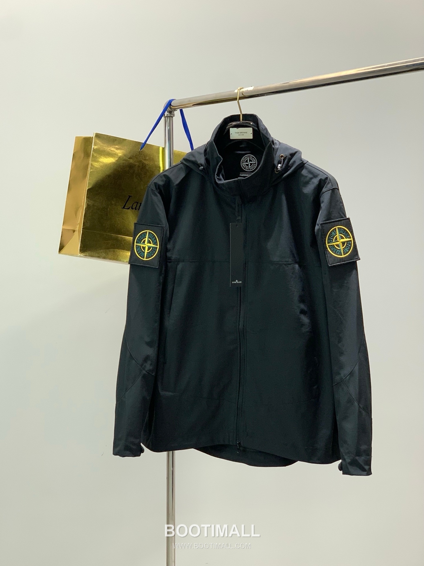 Stone Island SS26 Cotton Hooded Zip Jacket with Embroidered Logo 스톤아일랜드 SS26 코튼 후드 집 재킷 자수 로고 1
