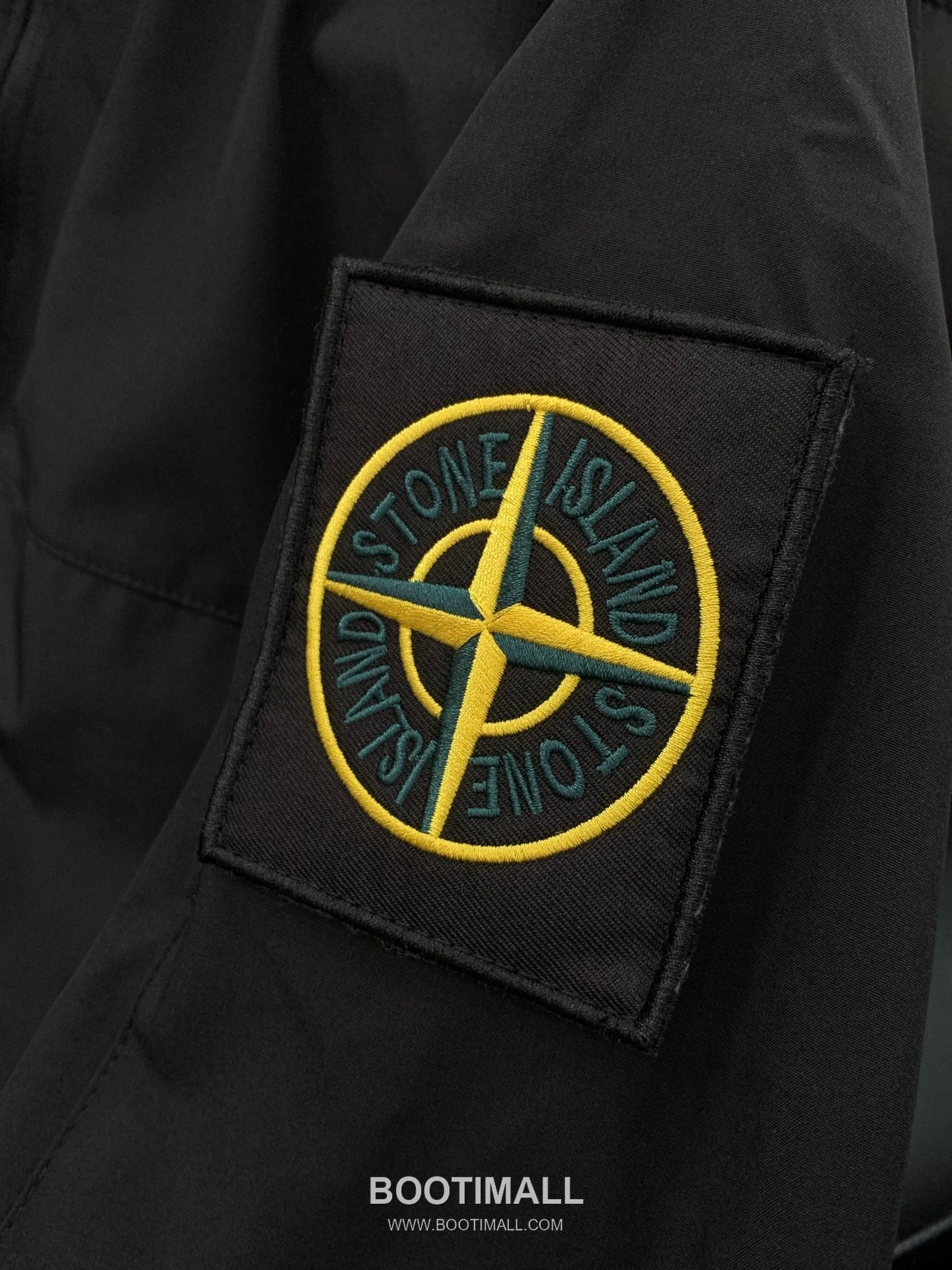 Stone Island SS26 Cotton Hooded Zip Jacket with Embroidered Logo 스톤아일랜드 SS26 코튼 후드 집 재킷 자수 로고 5