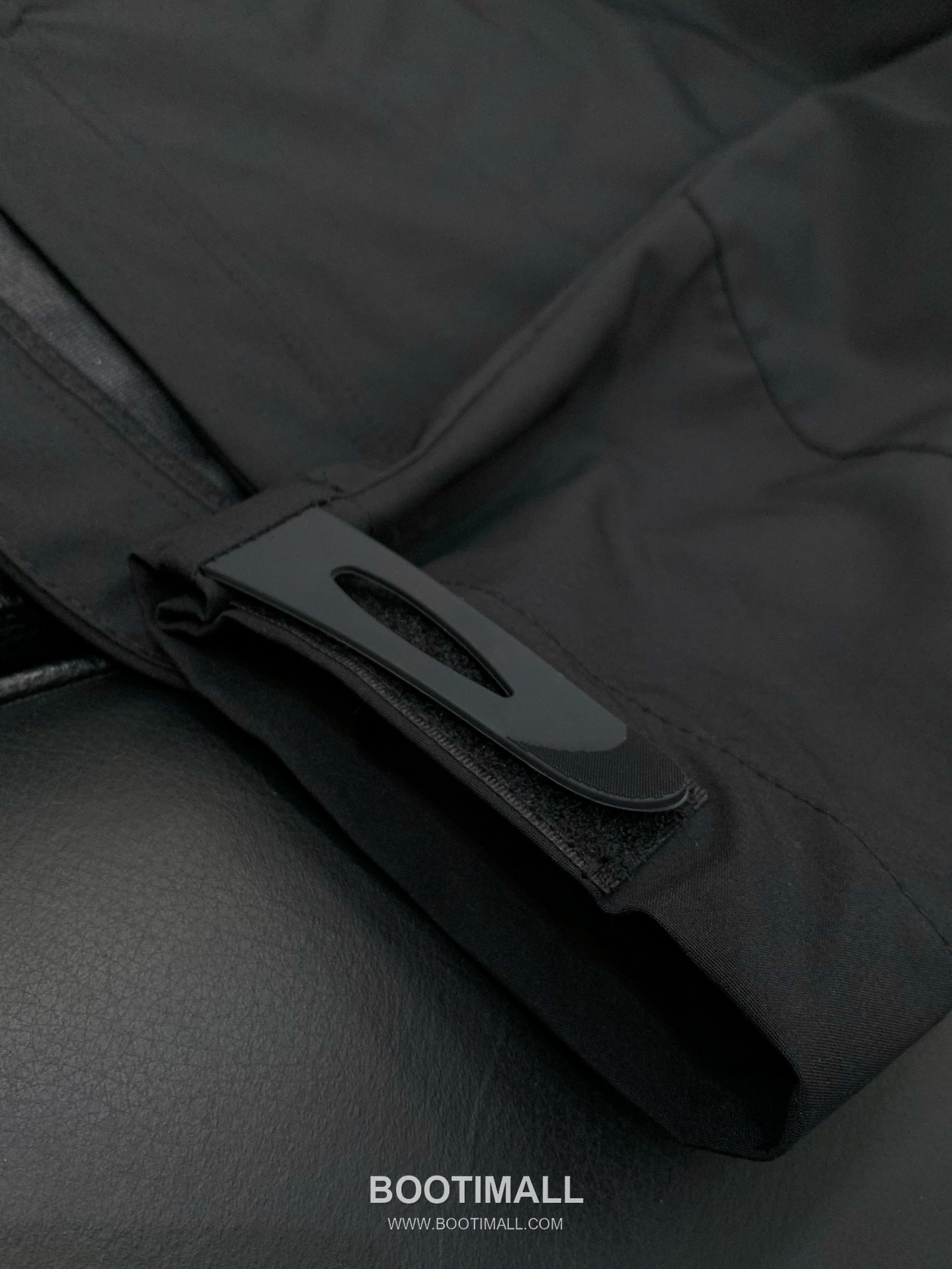 Stone Island SS26 Cotton Hooded Zip Jacket with Embroidered Logo 스톤아일랜드 SS26 코튼 후드 집 재킷 자수 로고 6