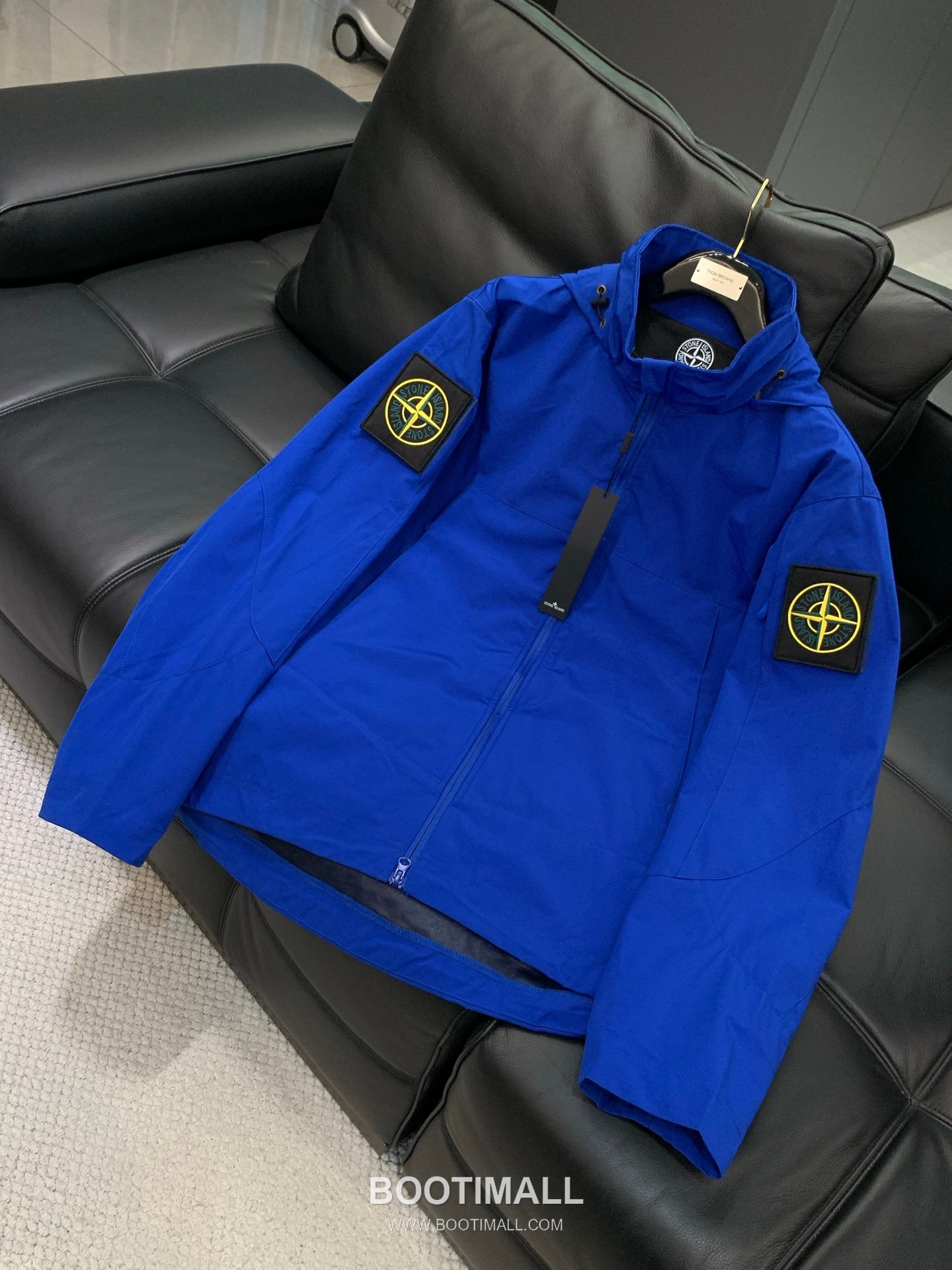 Stone Island SS26 Cotton Hooded Zip Jacket with Embroidered Logo 스톤아일랜드 SS26 코튼 후드 집 재킷 자수 로고 3