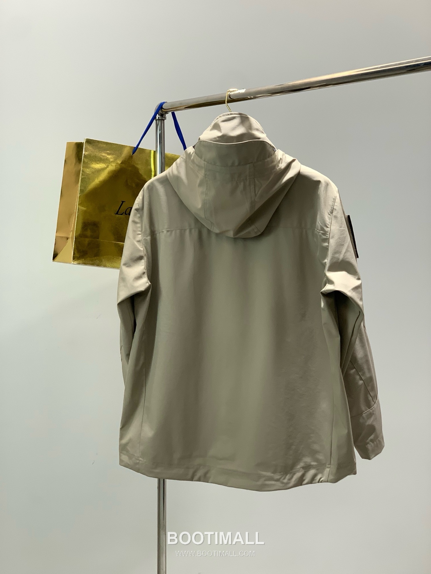 Stone Island SS26 Cotton Hooded Zip Jacket with Embroidered Logo 스톤아일랜드 SS26 코튼 후드 집 재킷 자수 로고 2