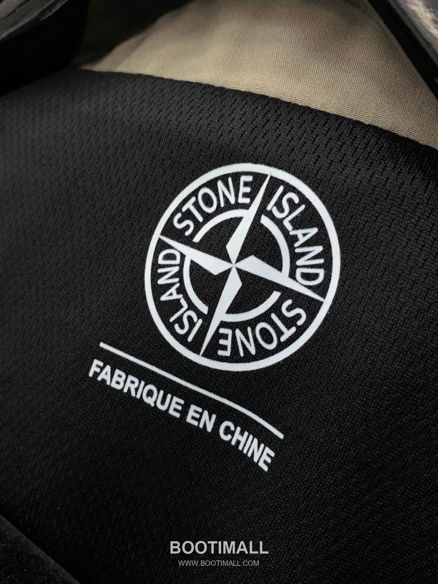 Stone Island SS26 Cotton Hooded Zip Jacket with Embroidered Logo 스톤아일랜드 SS26 코튼 후드 집 재킷 자수 로고 7