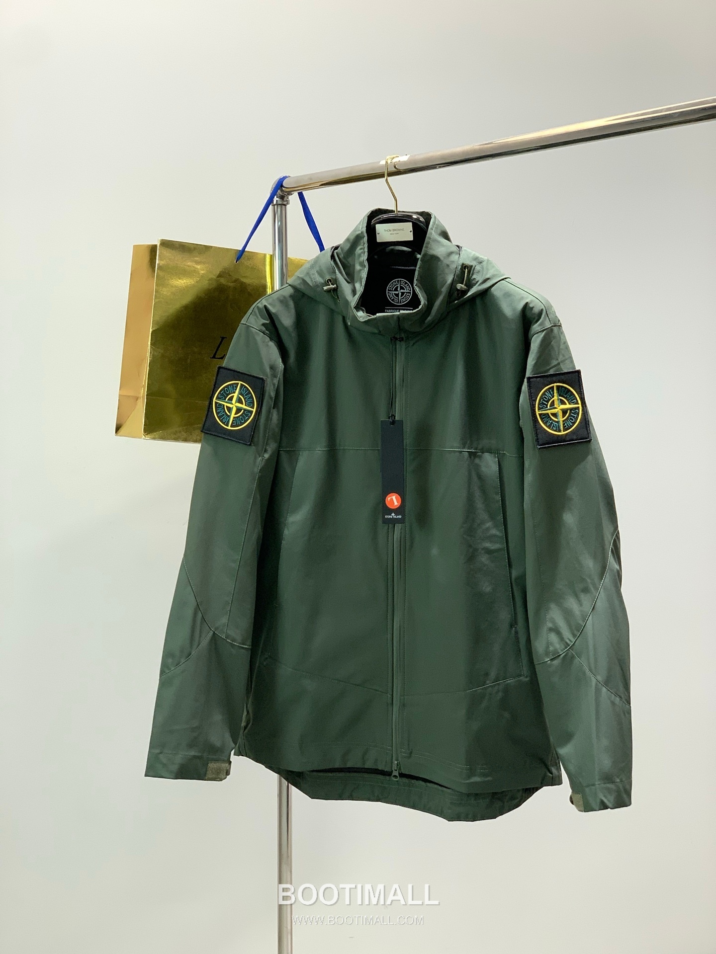 Stone Island SS26 Cotton Hooded Zip Jacket with Embroidered Logo 스톤아일랜드 SS26 코튼 후드 집 재킷 자수 로고 1