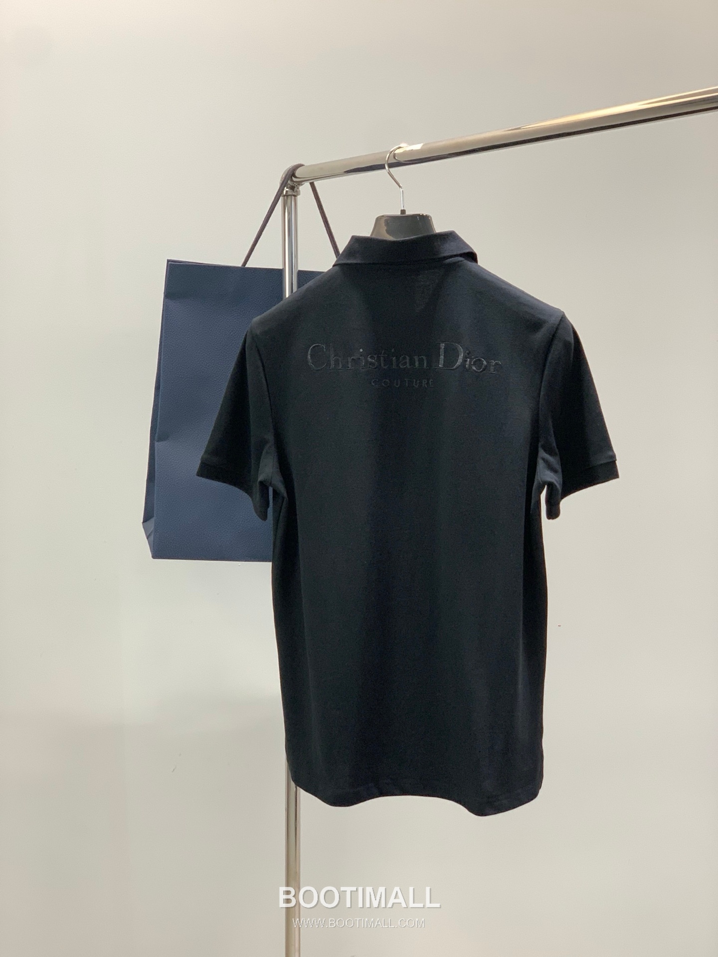 Dior SS26 Cotton Collared Short Sleeve T-Shirt with Embroidered Logo 디올 SS26 코튼 카라 반팔 티셔츠 자수 로고 2