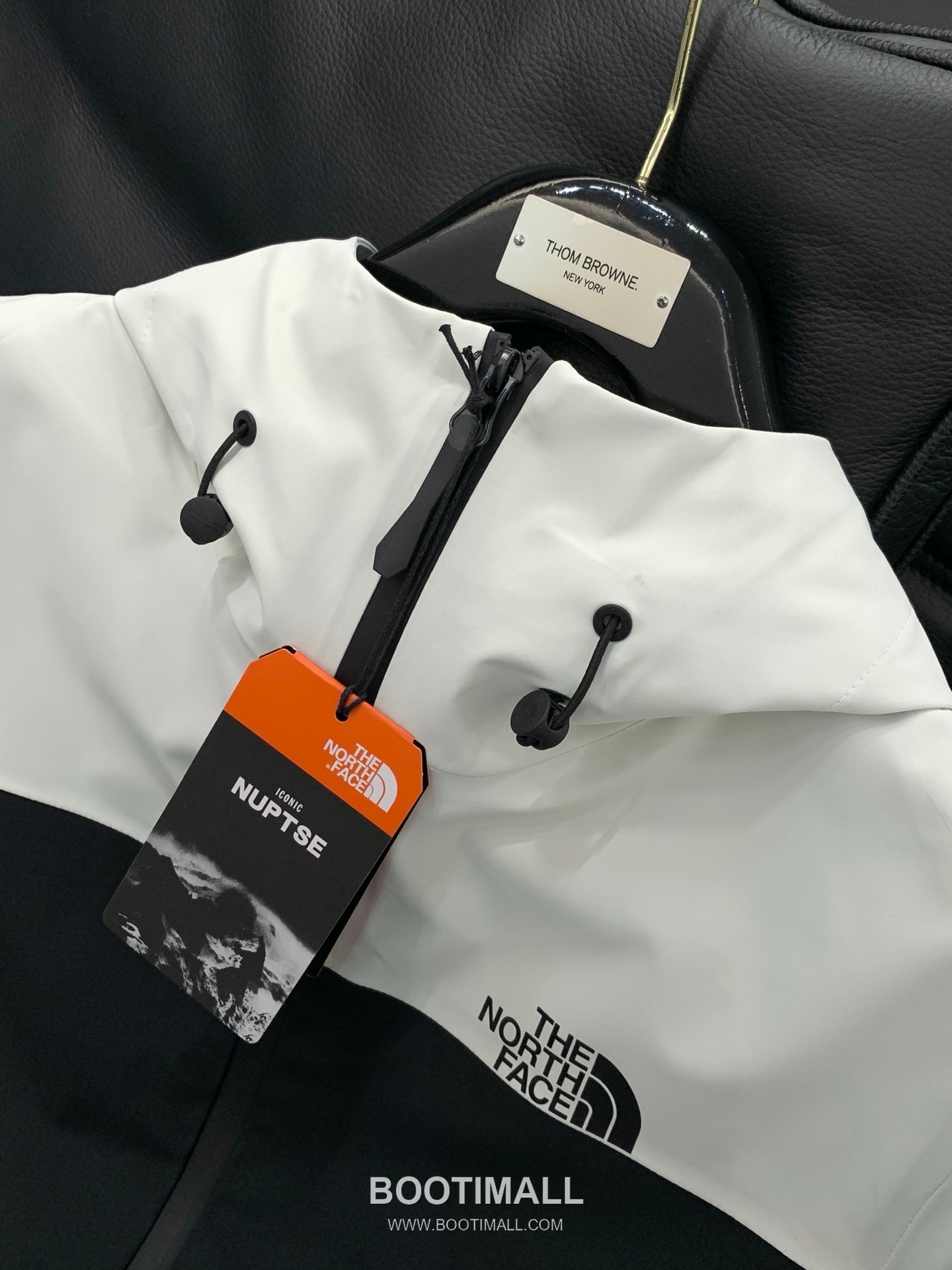 The North Face SS26 Nylon Hooded Jacket with Logo Print 노스페이스 SS26 나일론 후드 재킷 로고 프린트 4