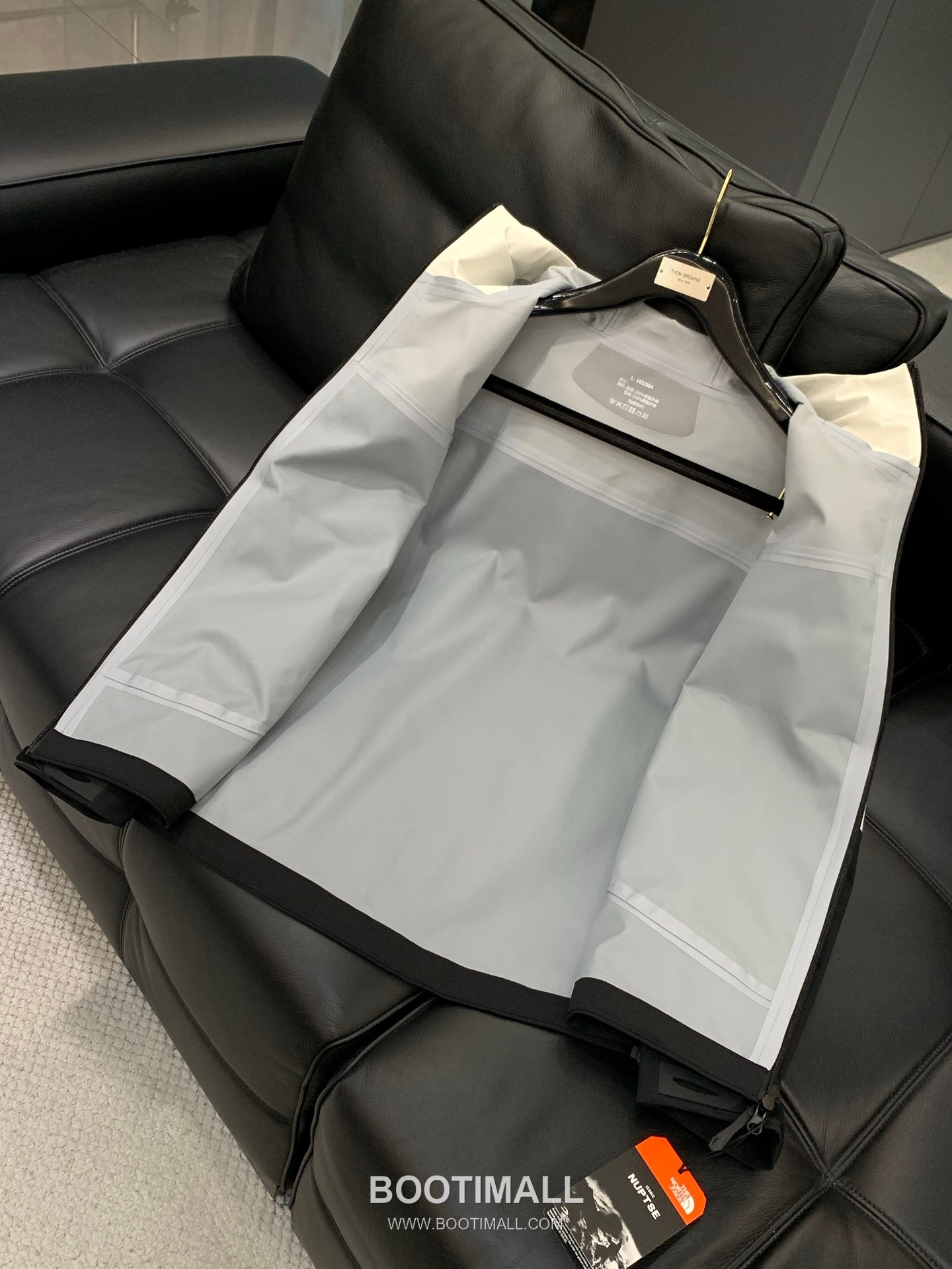 The North Face SS26 Nylon Hooded Jacket with Logo Print 노스페이스 SS26 나일론 후드 재킷 로고 프린트 8