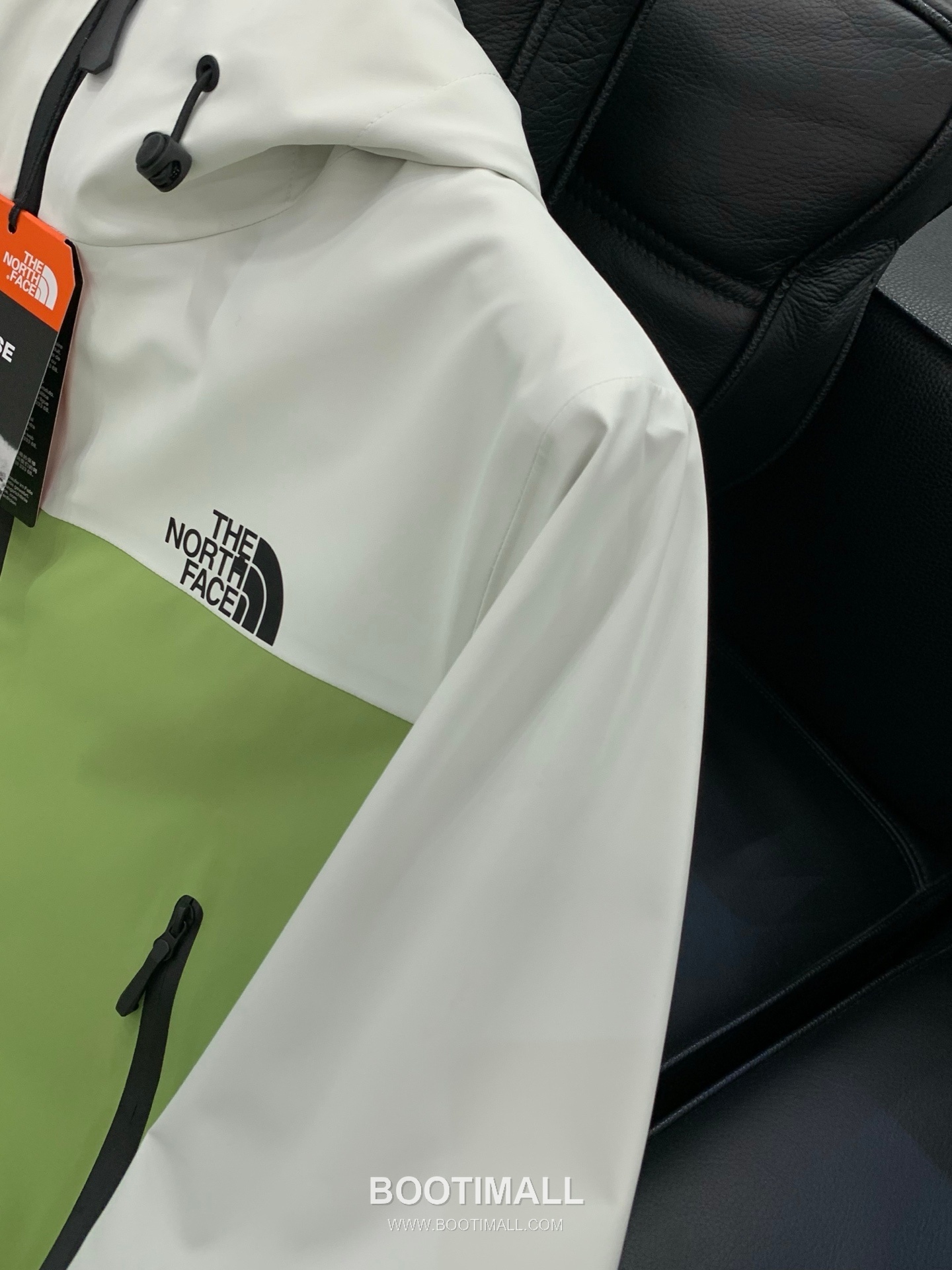 The North Face SS26 Nylon Hooded Jacket with Logo Print 노스페이스 SS26 나일론 후드 재킷 로고 프린트 5
