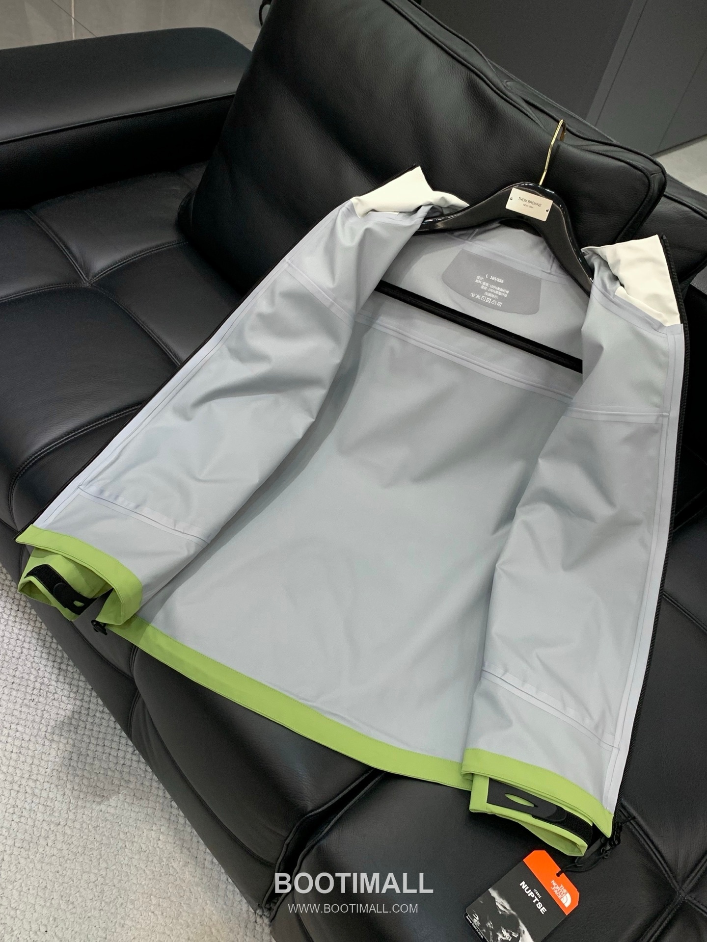 The North Face SS26 Nylon Hooded Jacket with Logo Print 노스페이스 SS26 나일론 후드 재킷 로고 프린트 8