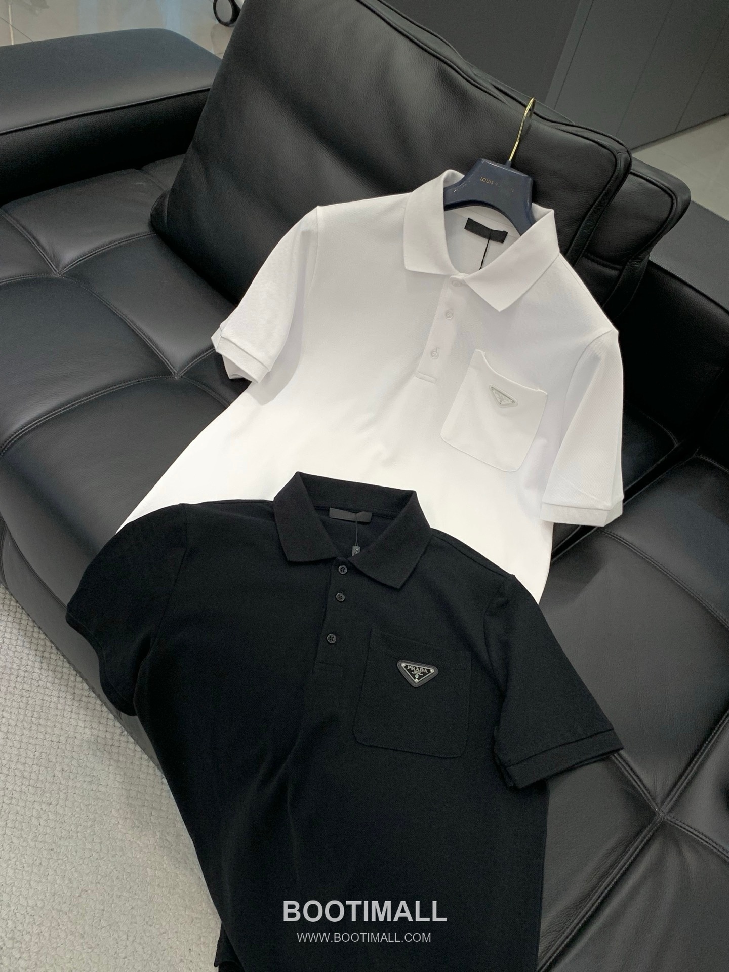 Prada SS26 Cotton Collared Short Sleeve T-Shirt with Logo Print 프라다 SS26 코튼 카라 반팔 티셔츠 로고 프린트 9