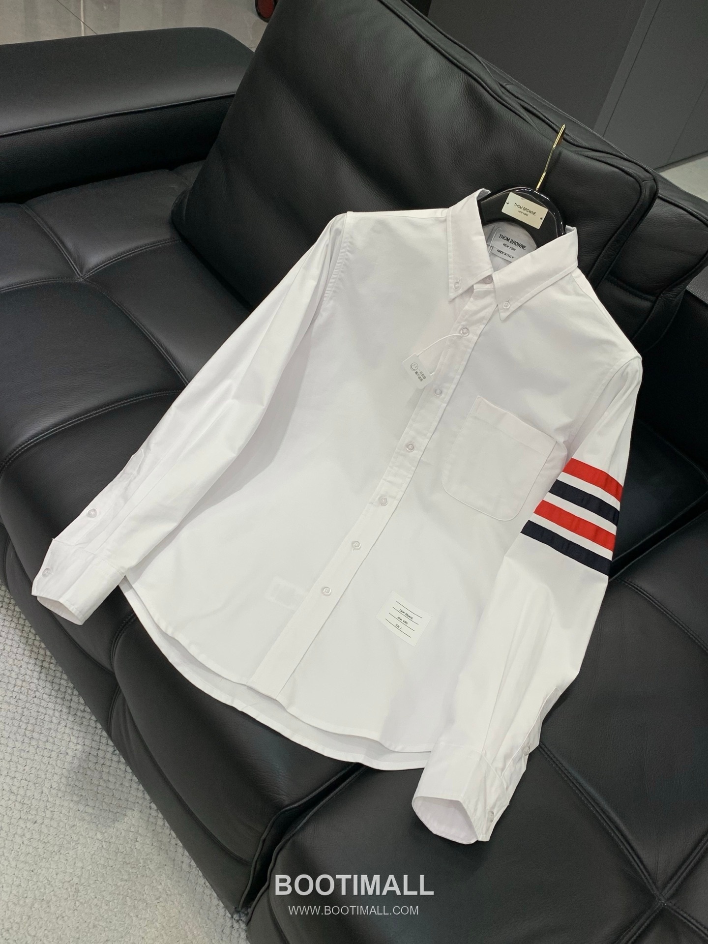 Thom Browne SS26 Cotton Long Sleeve Shirt with Logo Print 톰브라운 SS26 코튼 롱슬리브 셔츠 로고 프린트 3
