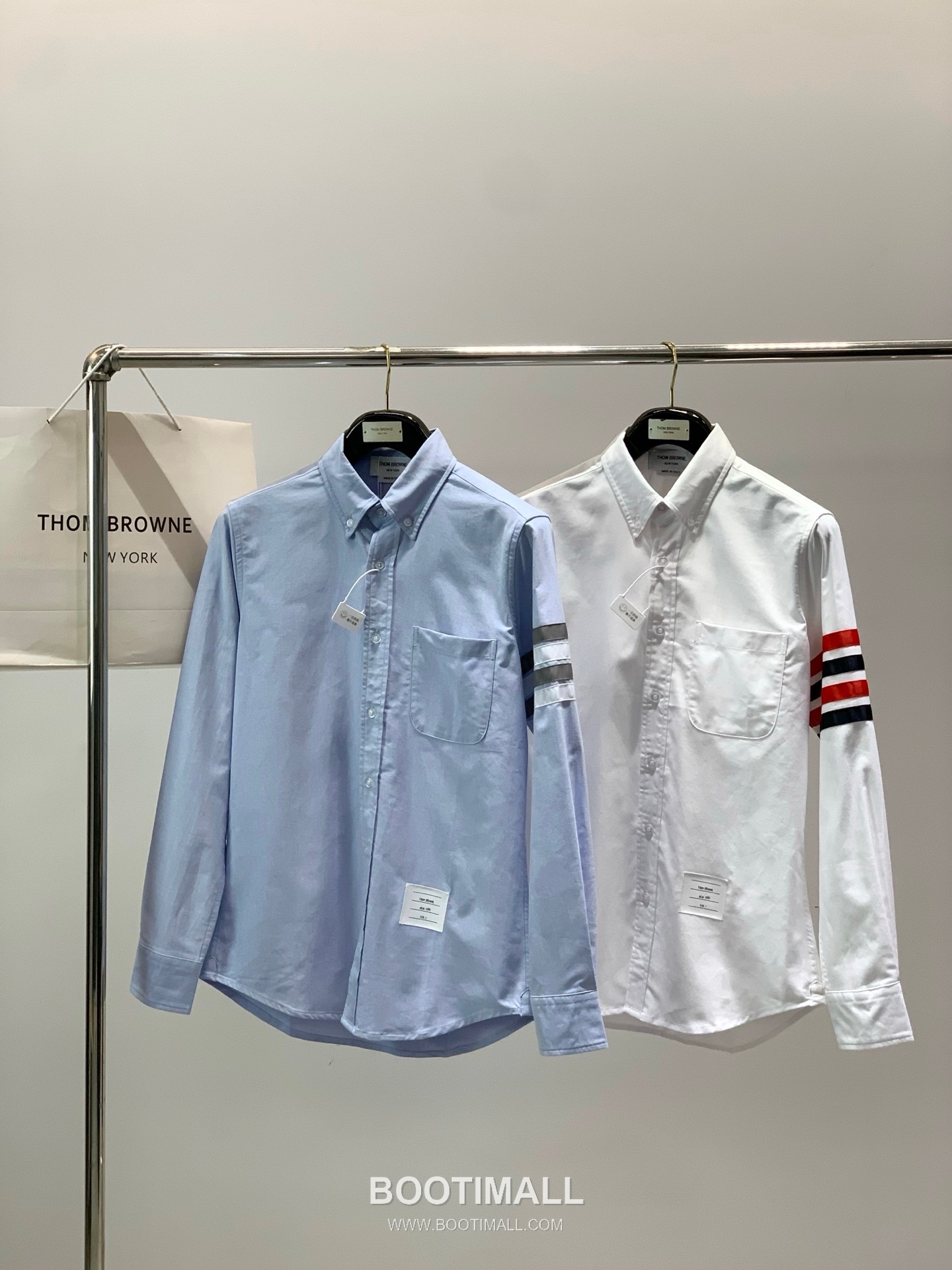 Thom Browne SS26 Cotton Long Sleeve Shirt with Logo Print 톰브라운 SS26 코튼 롱슬리브 셔츠 로고 프린트 9
