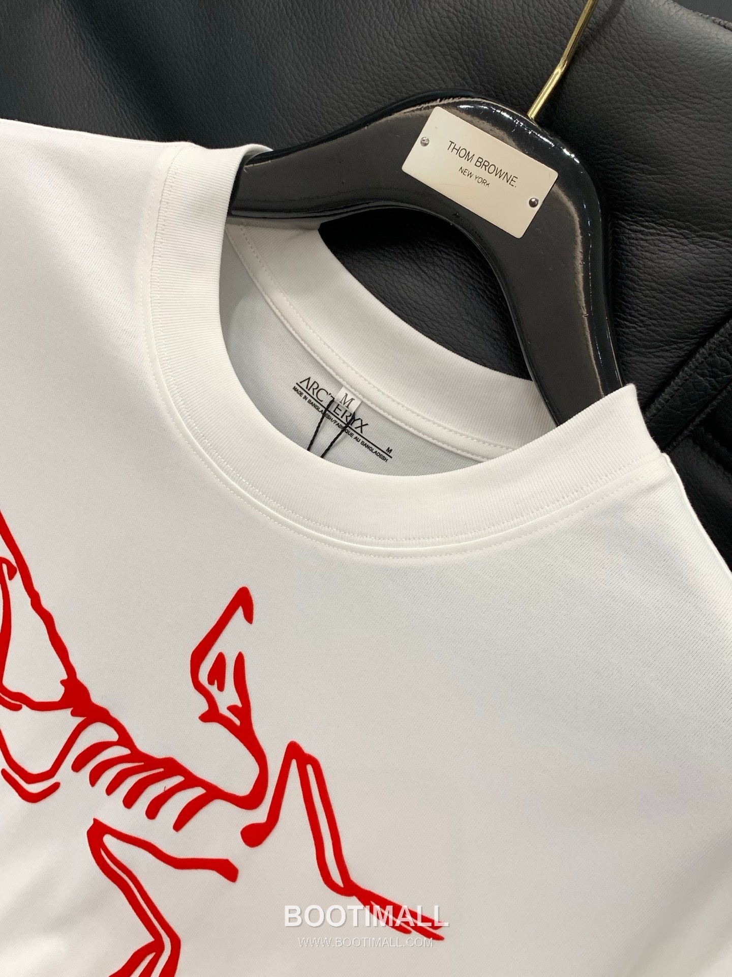 Arc'teryx SS26 Cotton Crewneck T-Shirt with Minimal Design 아크테릭스 SS26 코튼 크루넥 티셔츠 미니멀 디자인 4