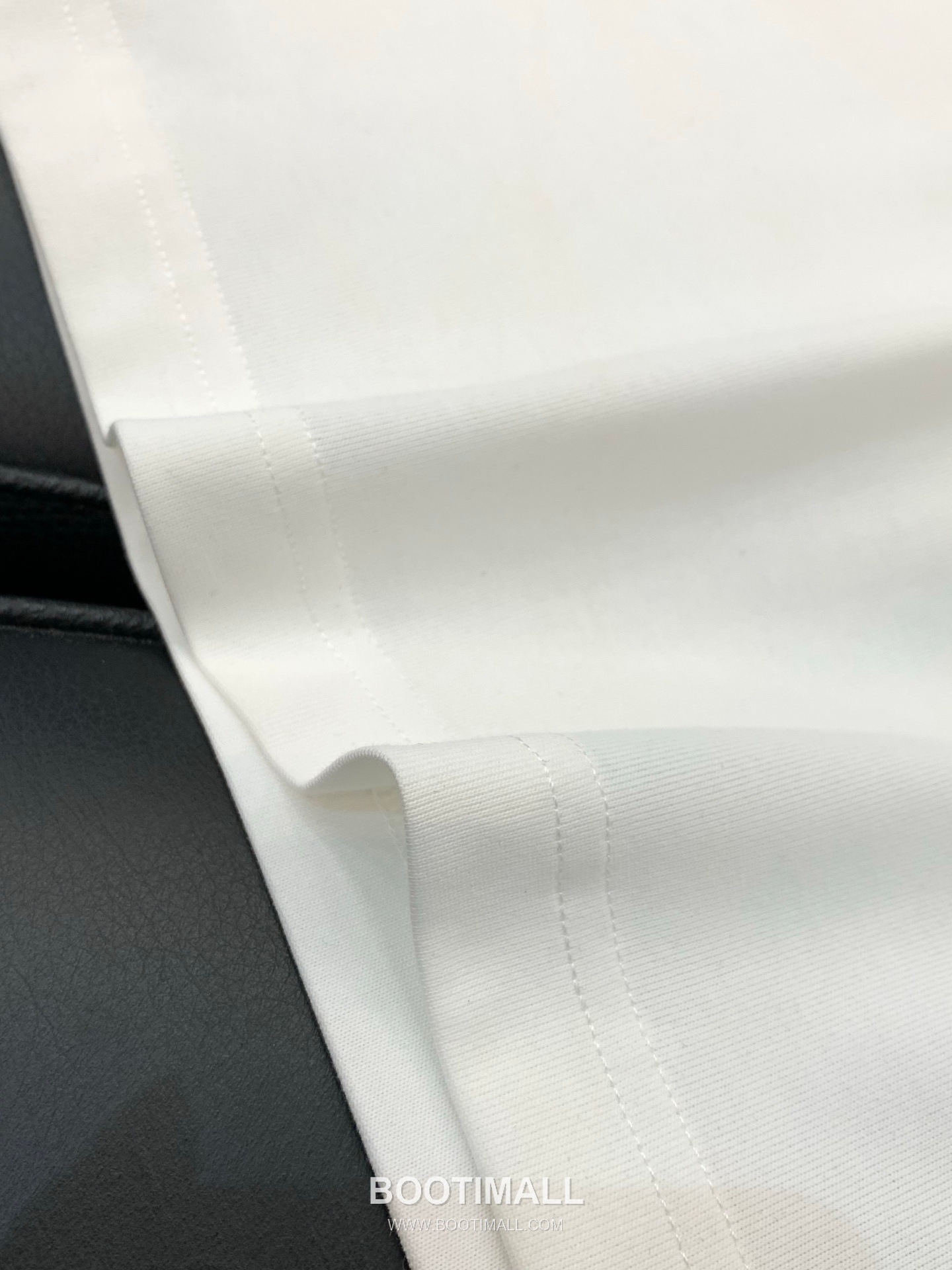 Arc'teryx SS26 Cotton Crewneck T-Shirt with Minimal Design 아크테릭스 SS26 코튼 크루넥 티셔츠 미니멀 디자인 8