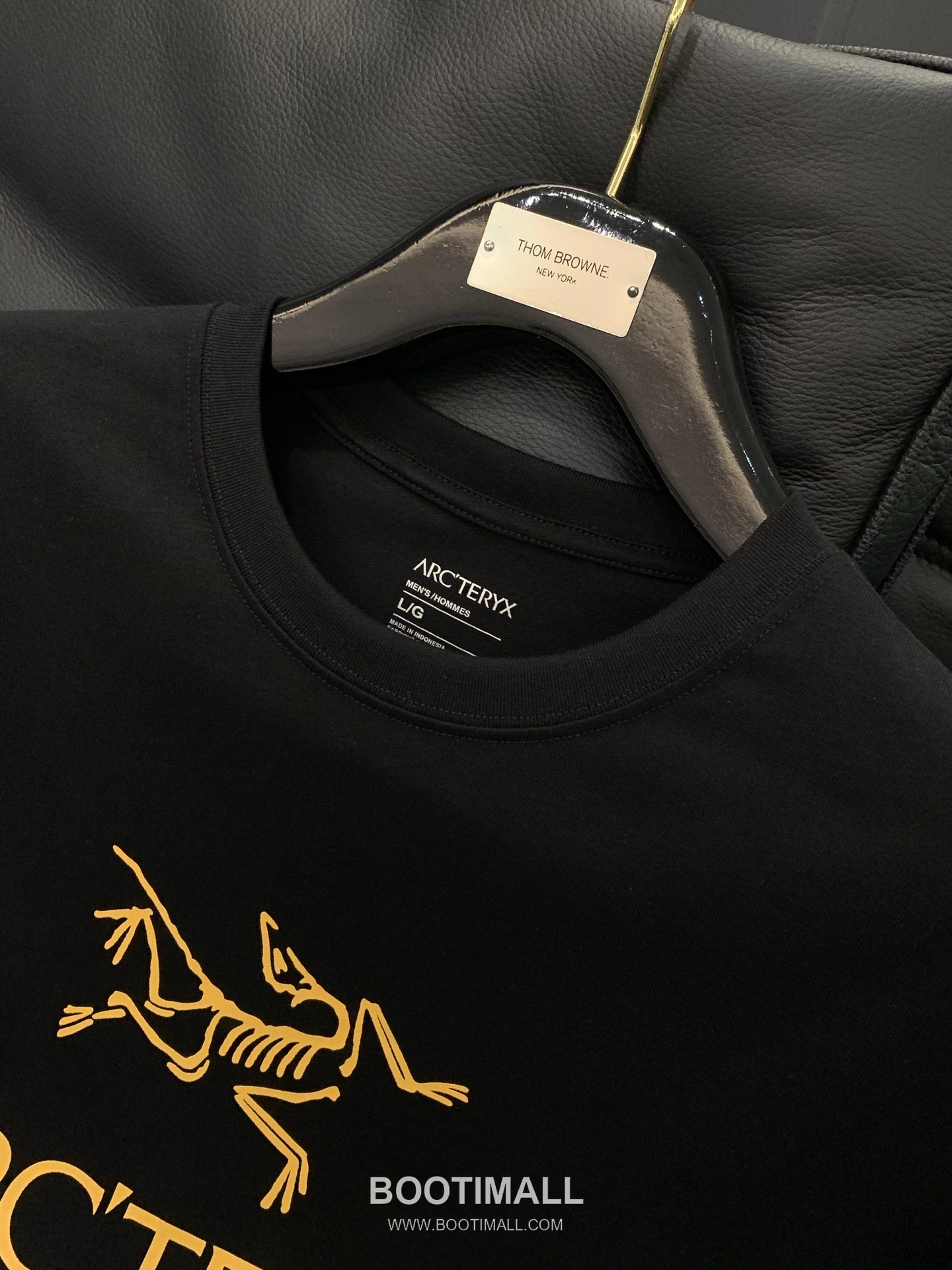 Arc'teryx SS26 Cotton Crewneck T-Shirt with Minimal Design 아크테릭스 SS26 코튼 크루넥 티셔츠 미니멀 디자인 4