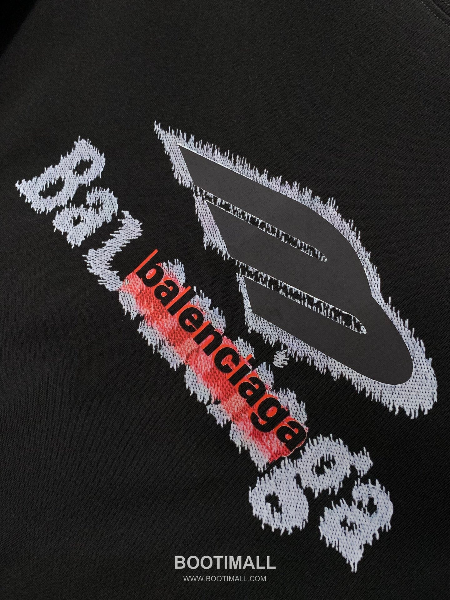 Balenciaga SS26 Cotton Crewneck T-Shirt with Logo Print 발렌시아가 SS26 코튼 크루넥 티셔츠 로고 프린트 7