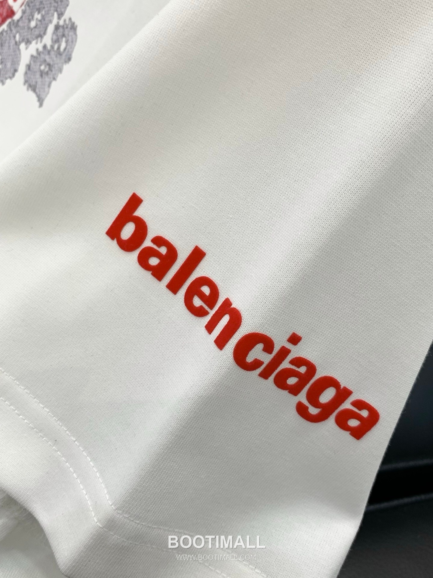 Balenciaga SS26 Cotton Crewneck T-Shirt with Logo Print 발렌시아가 SS26 코튼 크루넥 티셔츠 로고 프린트 6
