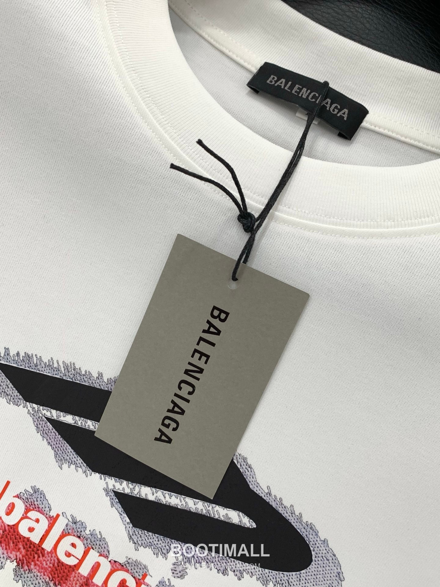 Balenciaga SS26 Cotton Crewneck T-Shirt with Logo Print 발렌시아가 SS26 코튼 크루넥 티셔츠 로고 프린트 8