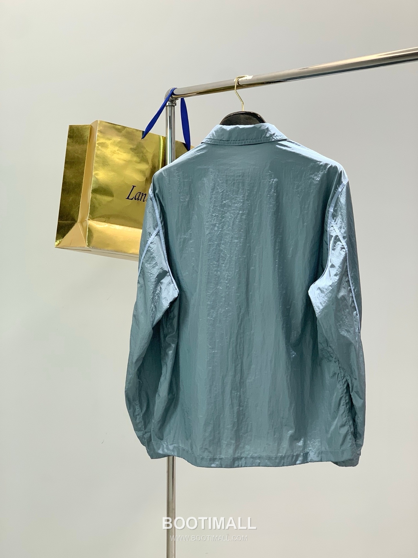 Stone Island SS26 Cotton Collared Zip Jacket with Embroidered Logo 스톤아일랜드 SS26 코튼 카라 집 재킷 자수 로고 2