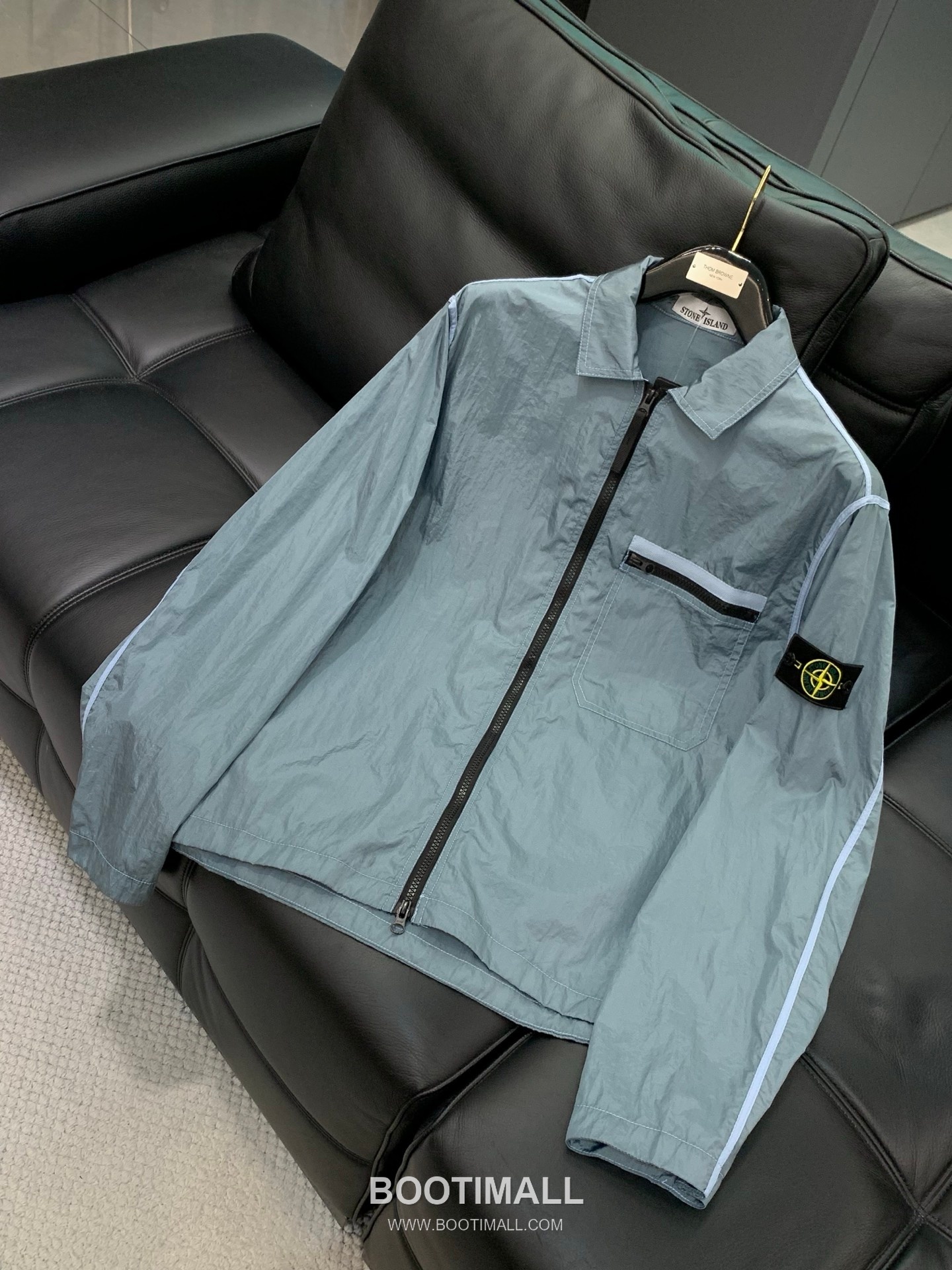 Stone Island SS26 Cotton Collared Zip Jacket with Embroidered Logo 스톤아일랜드 SS26 코튼 카라 집 재킷 자수 로고 3