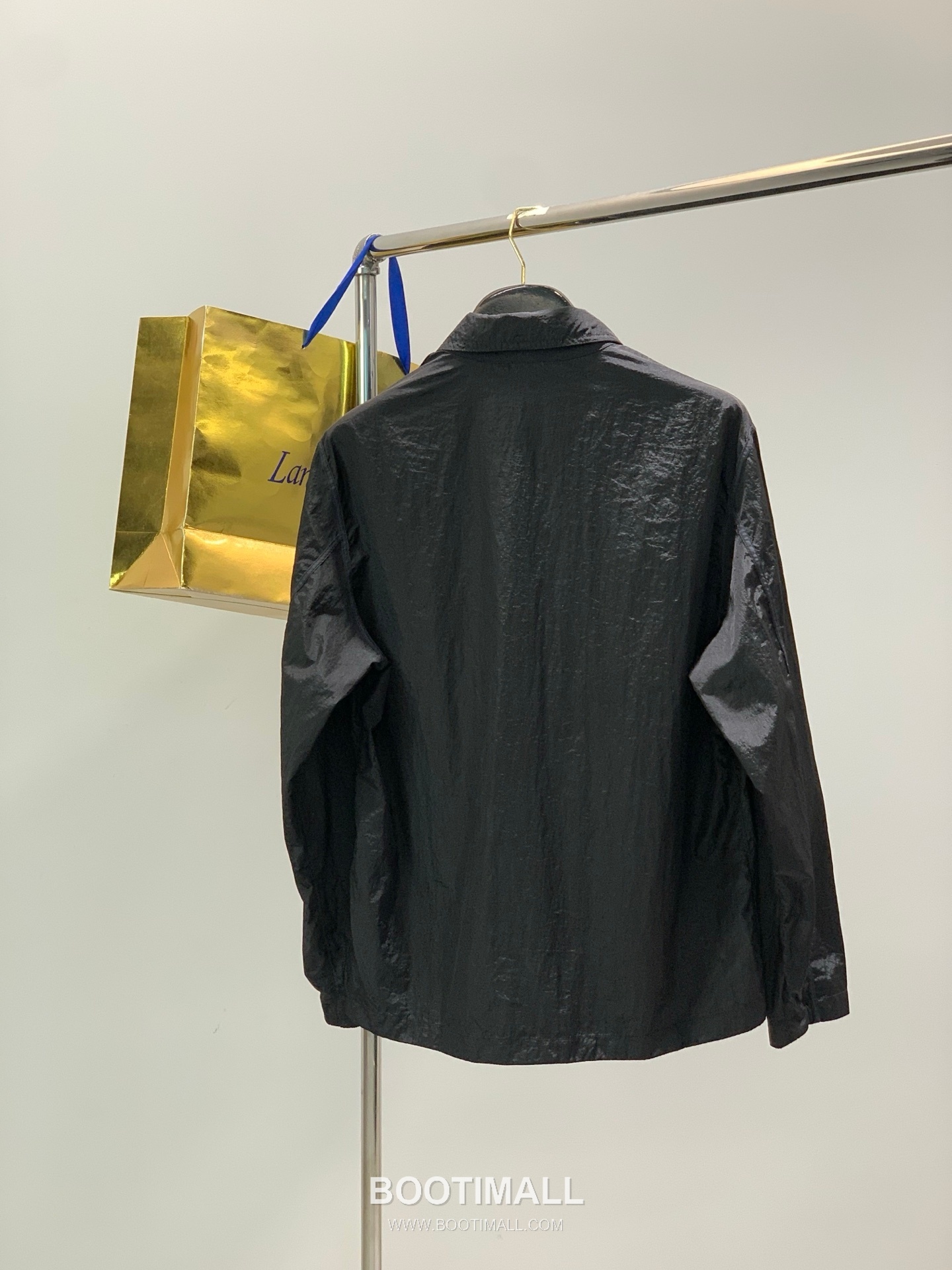 Stone Island SS26 Cotton Collared Zip Jacket with Embroidered Logo 스톤아일랜드 SS26 코튼 카라 집 재킷 자수 로고 2