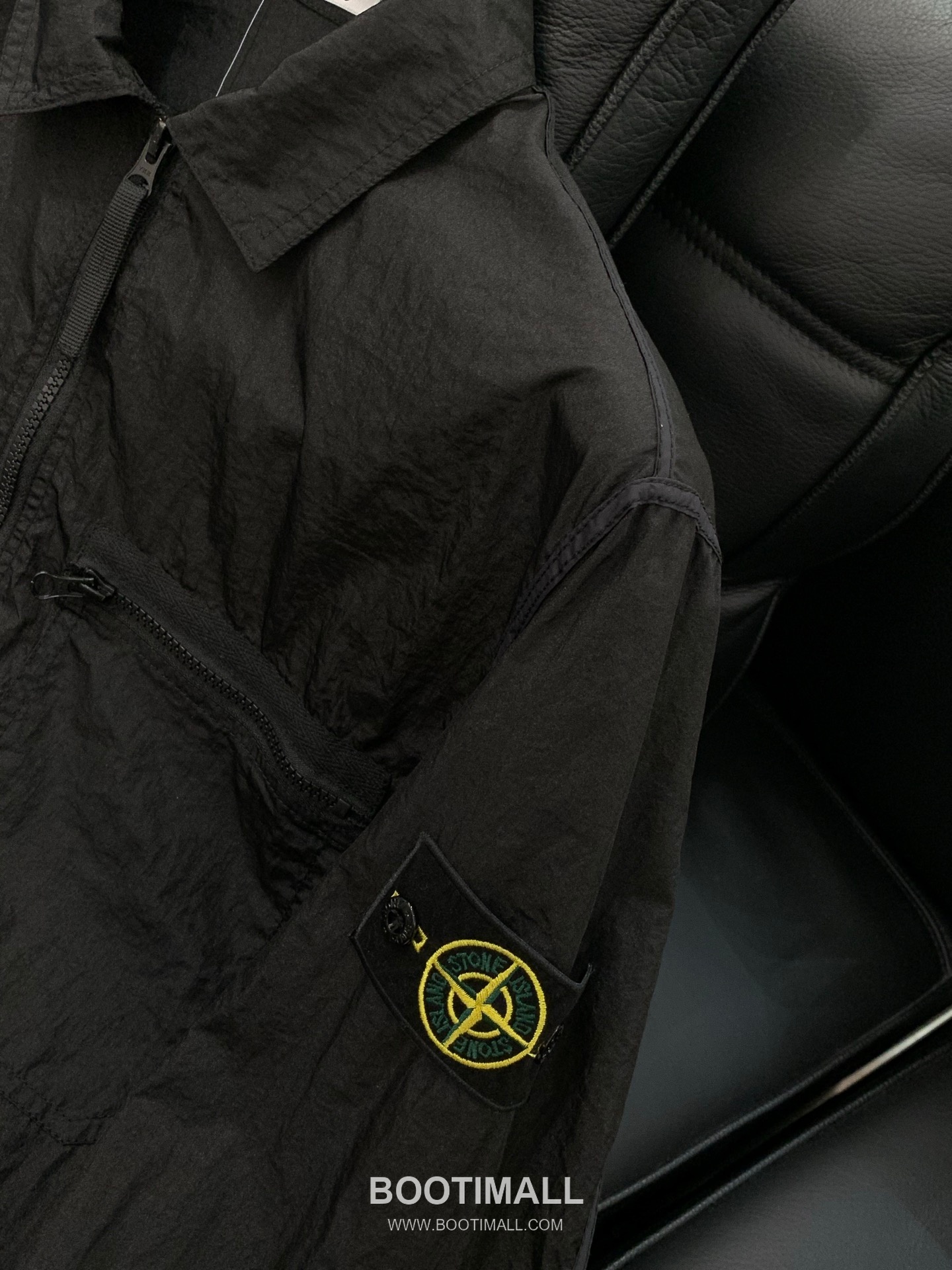 Stone Island SS26 Cotton Collared Zip Jacket with Embroidered Logo 스톤아일랜드 SS26 코튼 카라 집 재킷 자수 로고 5