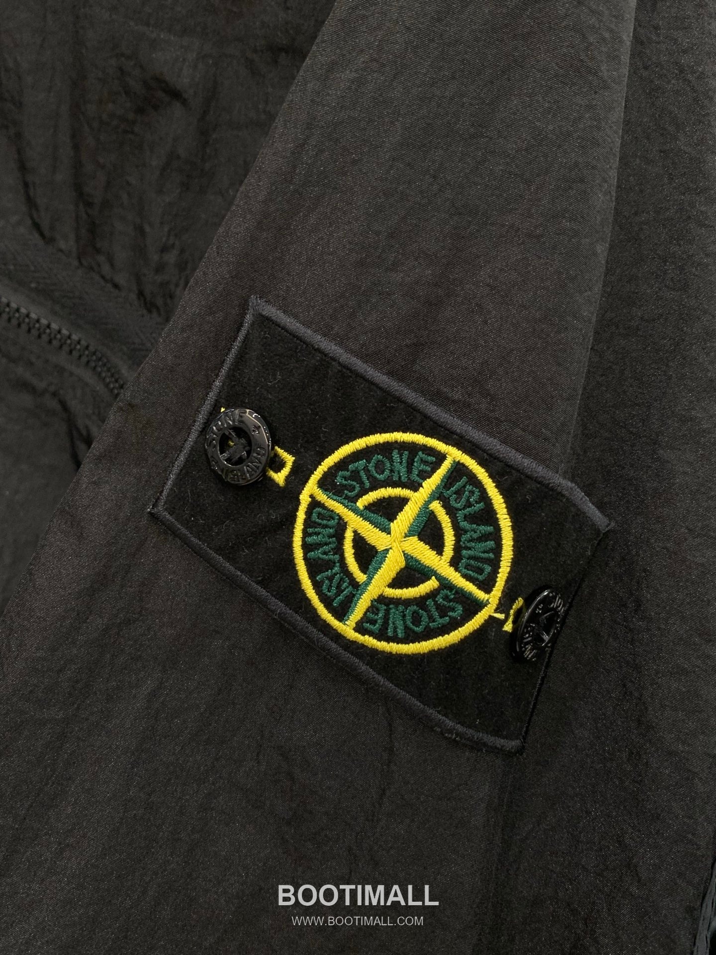 Stone Island SS26 Cotton Collared Zip Jacket with Embroidered Logo 스톤아일랜드 SS26 코튼 카라 집 재킷 자수 로고 6