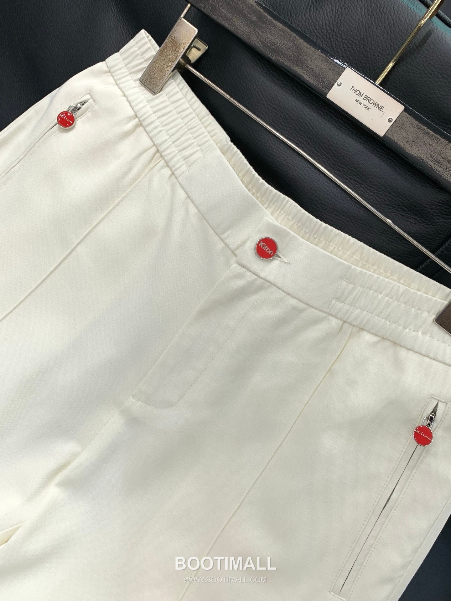Kiton SS26 Cotton Blend Pants with Embroidered Logo 키톤 SS26 코튼 혼방 팬츠 자수 로고 3