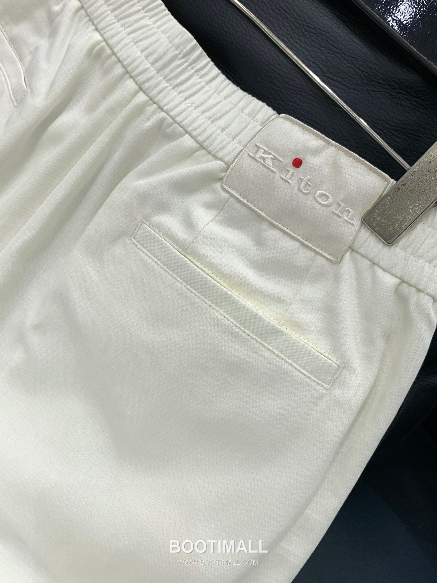 Kiton SS26 Cotton Blend Pants with Embroidered Logo 키톤 SS26 코튼 혼방 팬츠 자수 로고 7