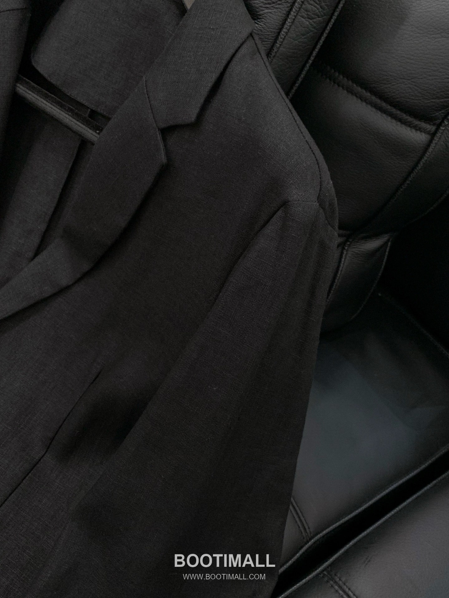 Loro Piana SS26 Cotton Blend Blazer Jacket with Embroidered Logo 로로피아나 SS26 코튼 혼방 블레이저 재킷 자수 로고 5