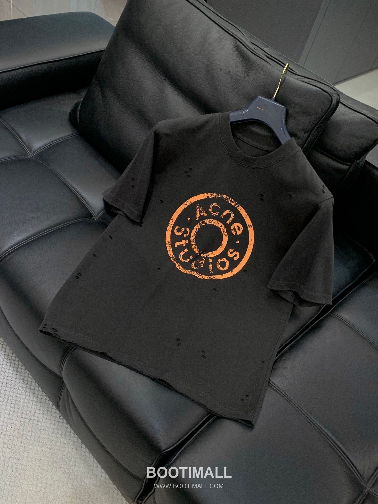 Acne Studios SS26 Cotton Crewneck T-Shirt with Logo Print 아크네스튜디오 SS26 코튼 크루넥 티셔츠 로고 프린트 3