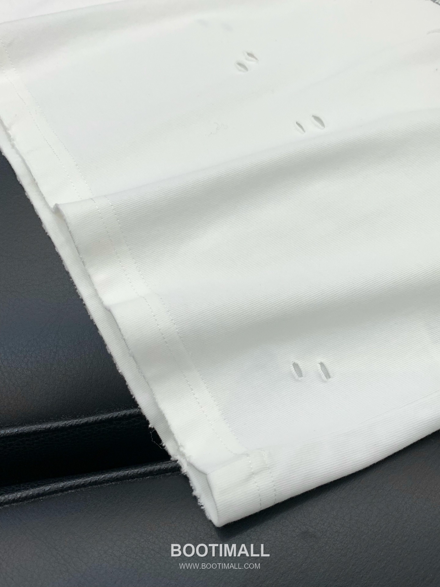 Acne Studios SS26 Cotton Crewneck T-Shirt with Logo Print 아크네스튜디오 SS26 코튼 크루넥 티셔츠 로고 프린트 7