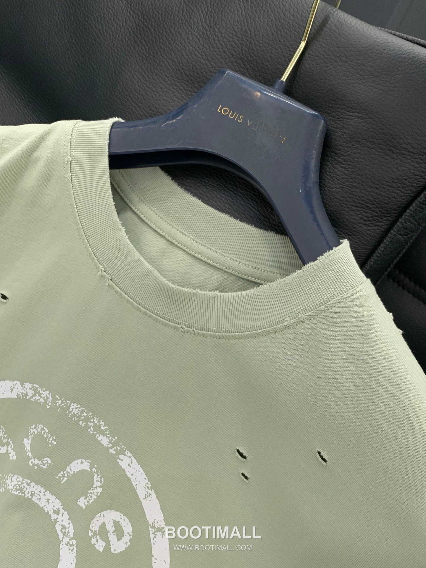 Acne Studios SS26 Cotton Crewneck T-Shirt with Logo Print 아크네스튜디오 SS26 코튼 크루넥 티셔츠 로고 프린트 4