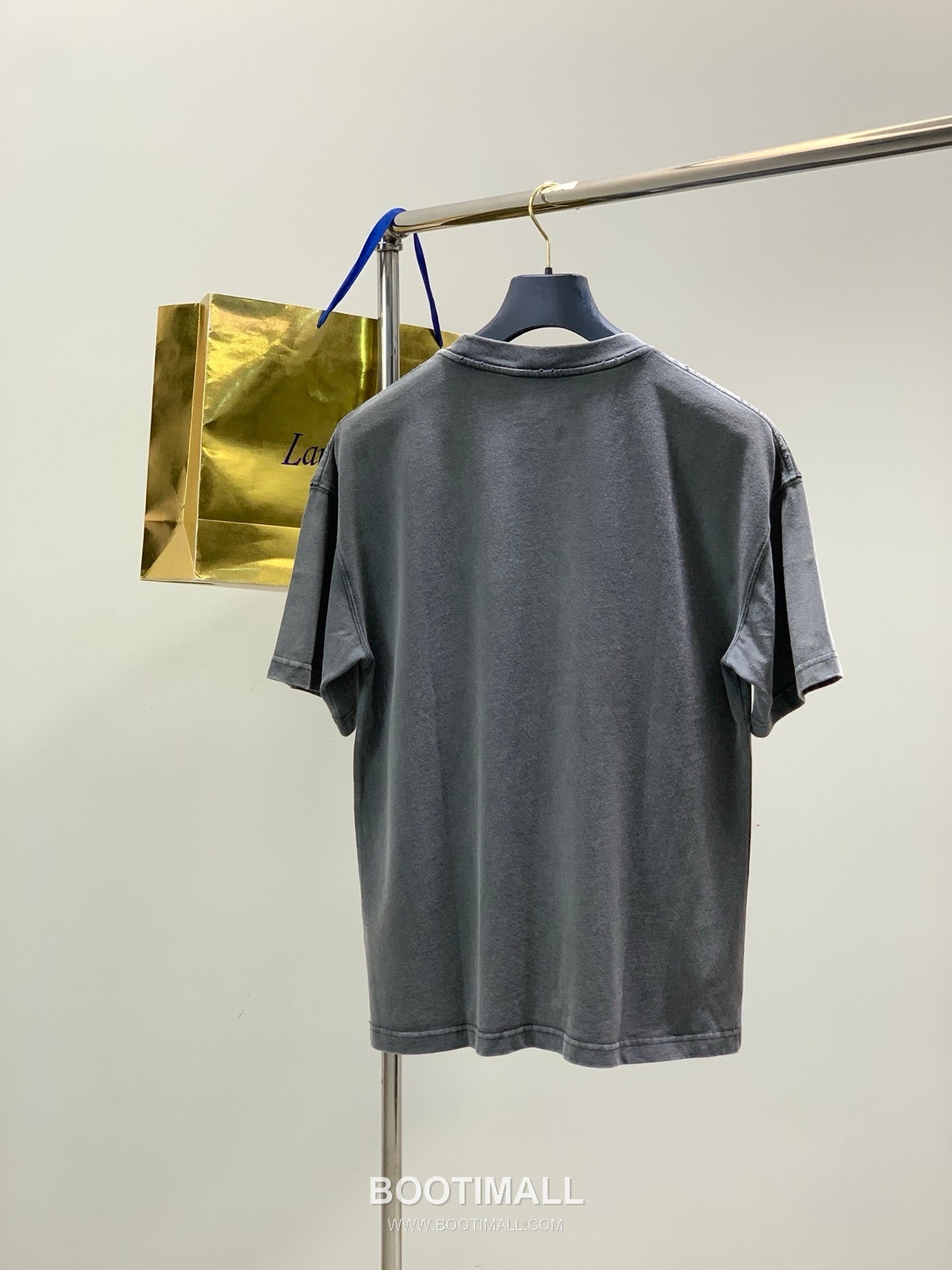 Alexander Wang SS26 Cotton Crewneck T-Shirt with Embossed Logo 알렉산더왕 SS26 코튼 크루넥 티셔츠 엠보스 로고 2