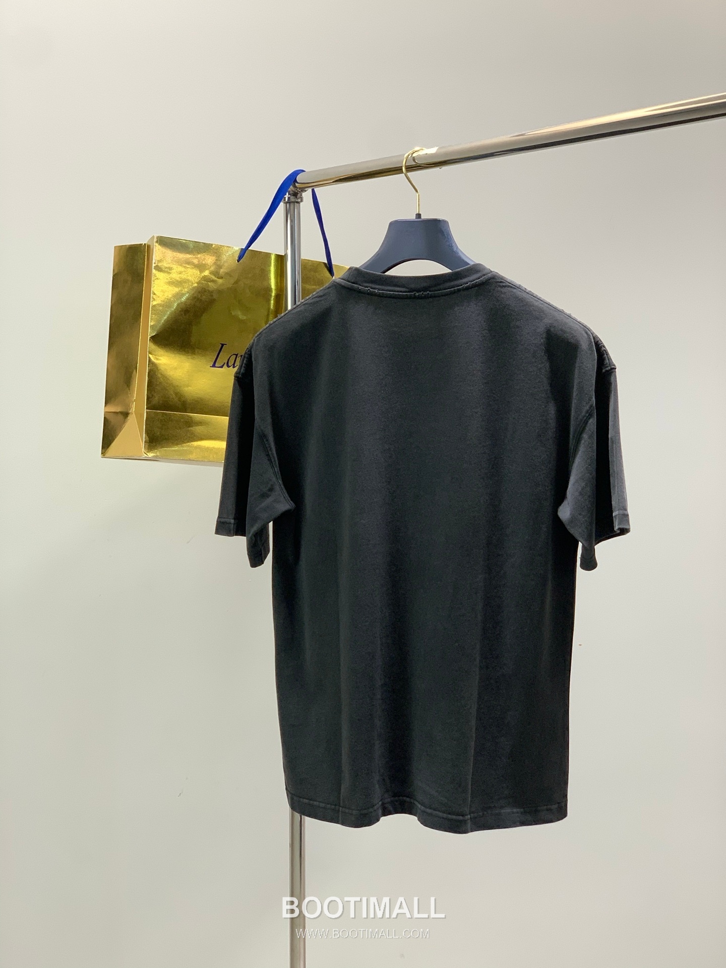 Alexander Wang SS26 Cotton Crewneck T-Shirt with Embossed Logo 알렉산더왕 SS26 코튼 크루넥 티셔츠 엠보스 로고 2