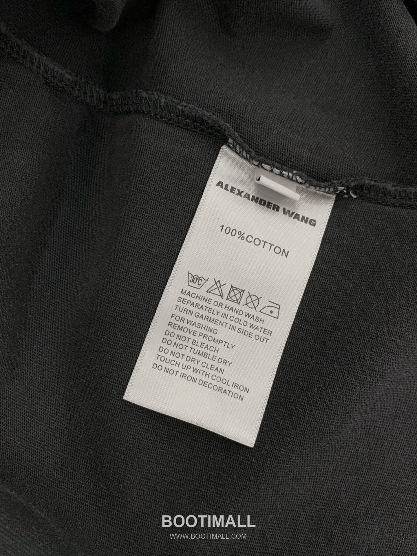 Alexander Wang SS26 Cotton Crewneck T-Shirt with Embossed Logo 알렉산더왕 SS26 코튼 크루넥 티셔츠 엠보스 로고 8