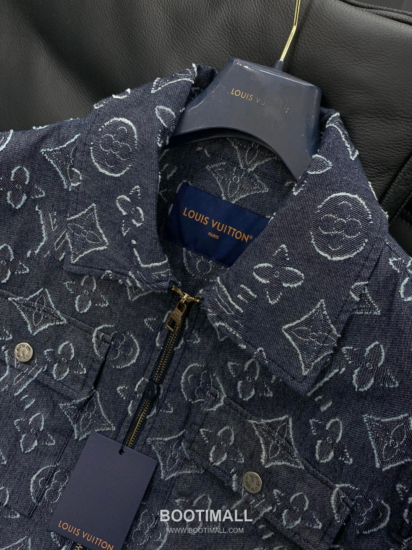 Louis Vuitton SS26 Denim Jacket with Jacquard Logo Pattern 루이비통 SS26 데님 재킷 자카드 로고 패턴 4