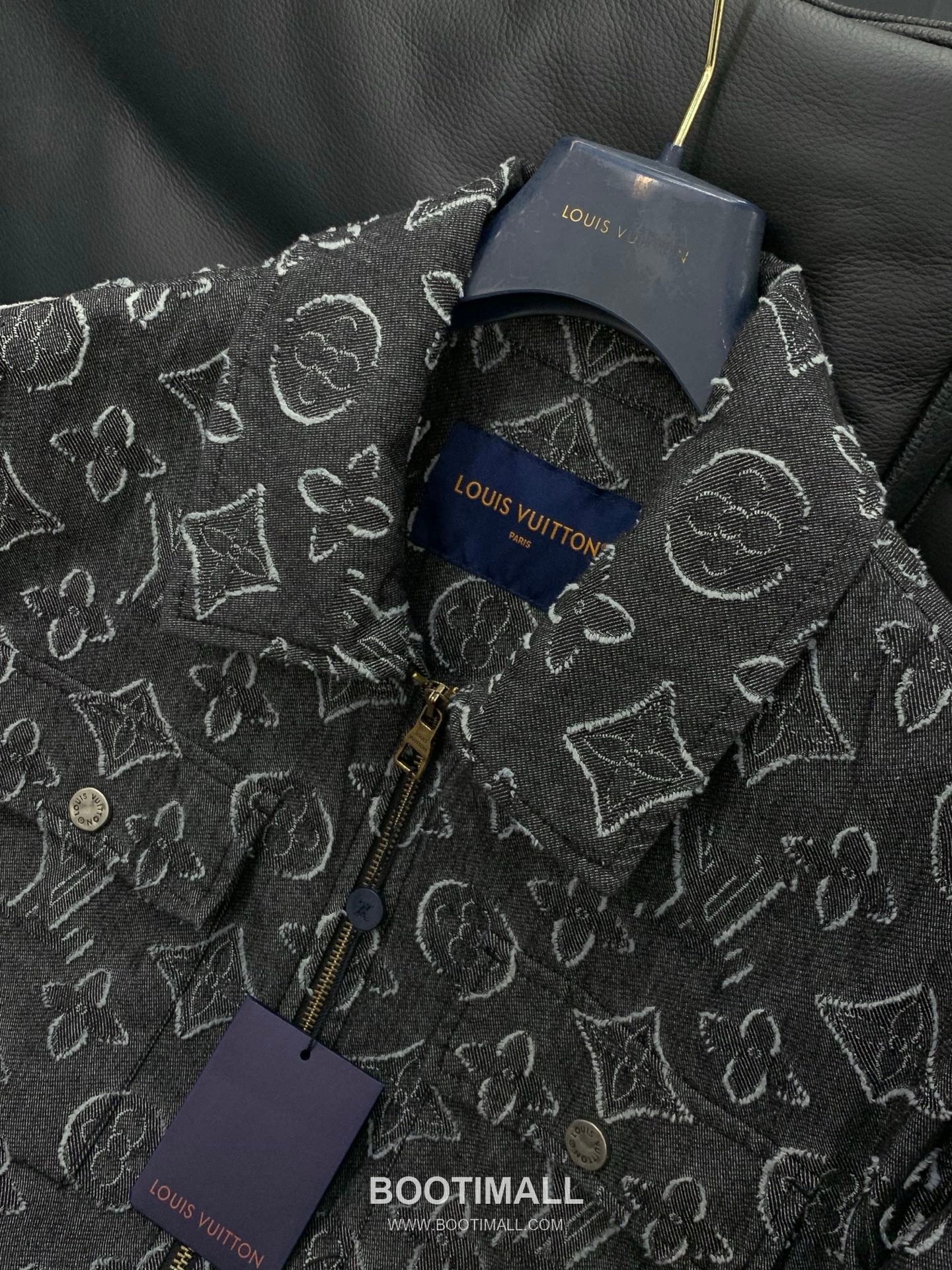 Louis Vuitton SS26 Denim Jacket with Jacquard Logo Pattern 루이비통 SS26 데님 재킷 자카드 로고 패턴 4