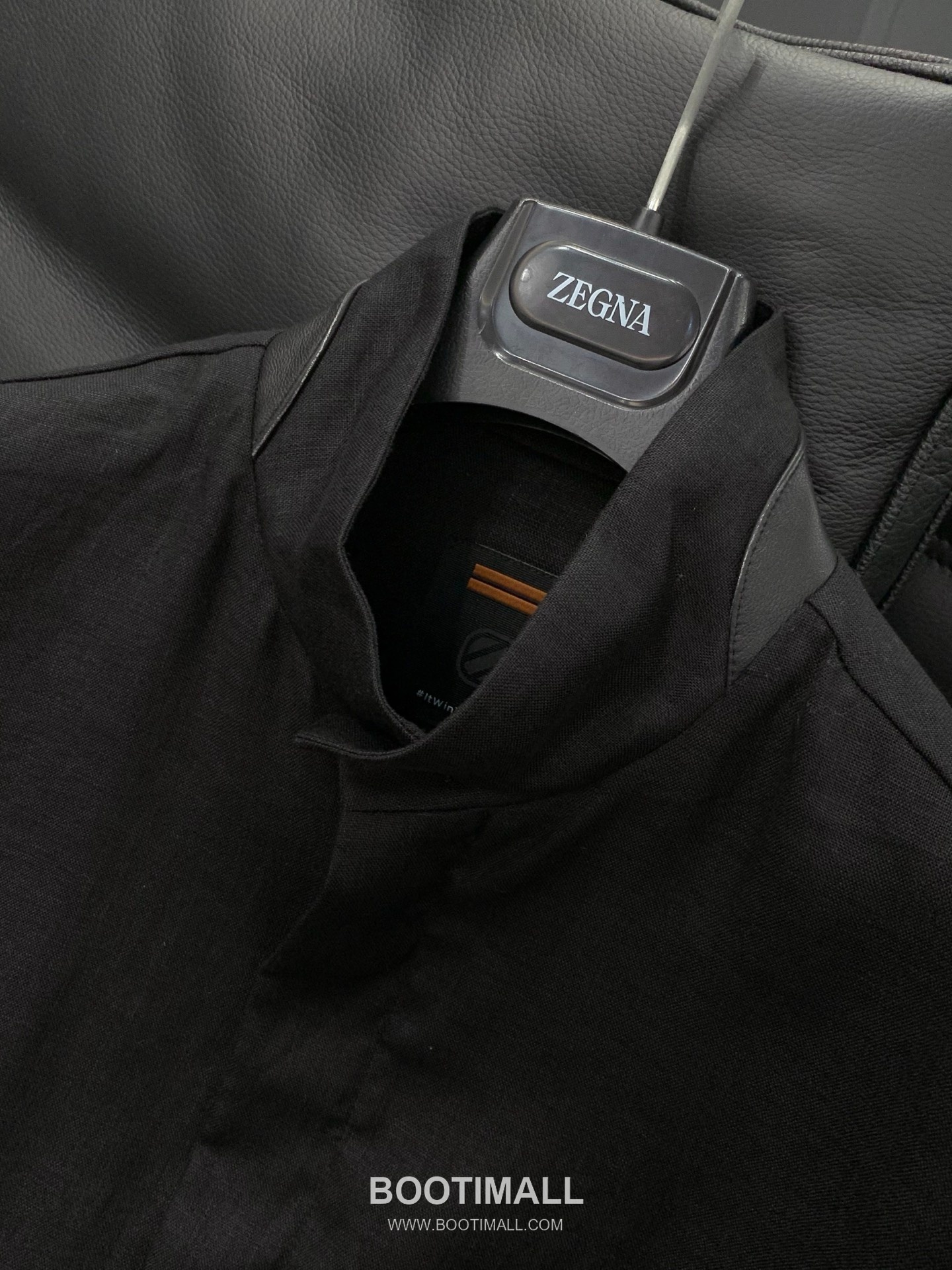 Zegna SS26 Cotton Blend Stand Collar Zip Jacket with Logo Print 제냐 SS26 코튼 혼방 스탠드 카라 집 재킷 로고 프린트 4