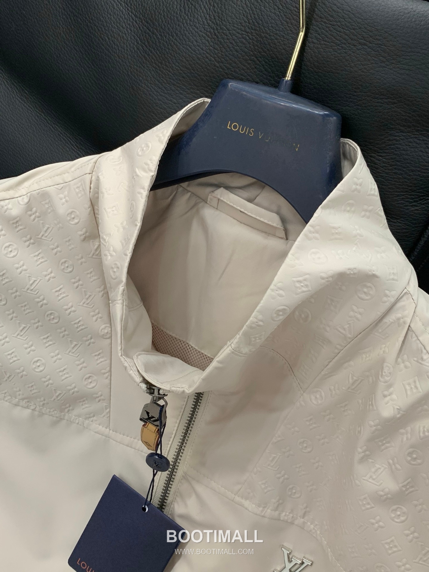 Louis Vuitton SS26 Nylon Vest with Bonded Logo 루이비통 SS26 나일론 베스트 압착 로고 4