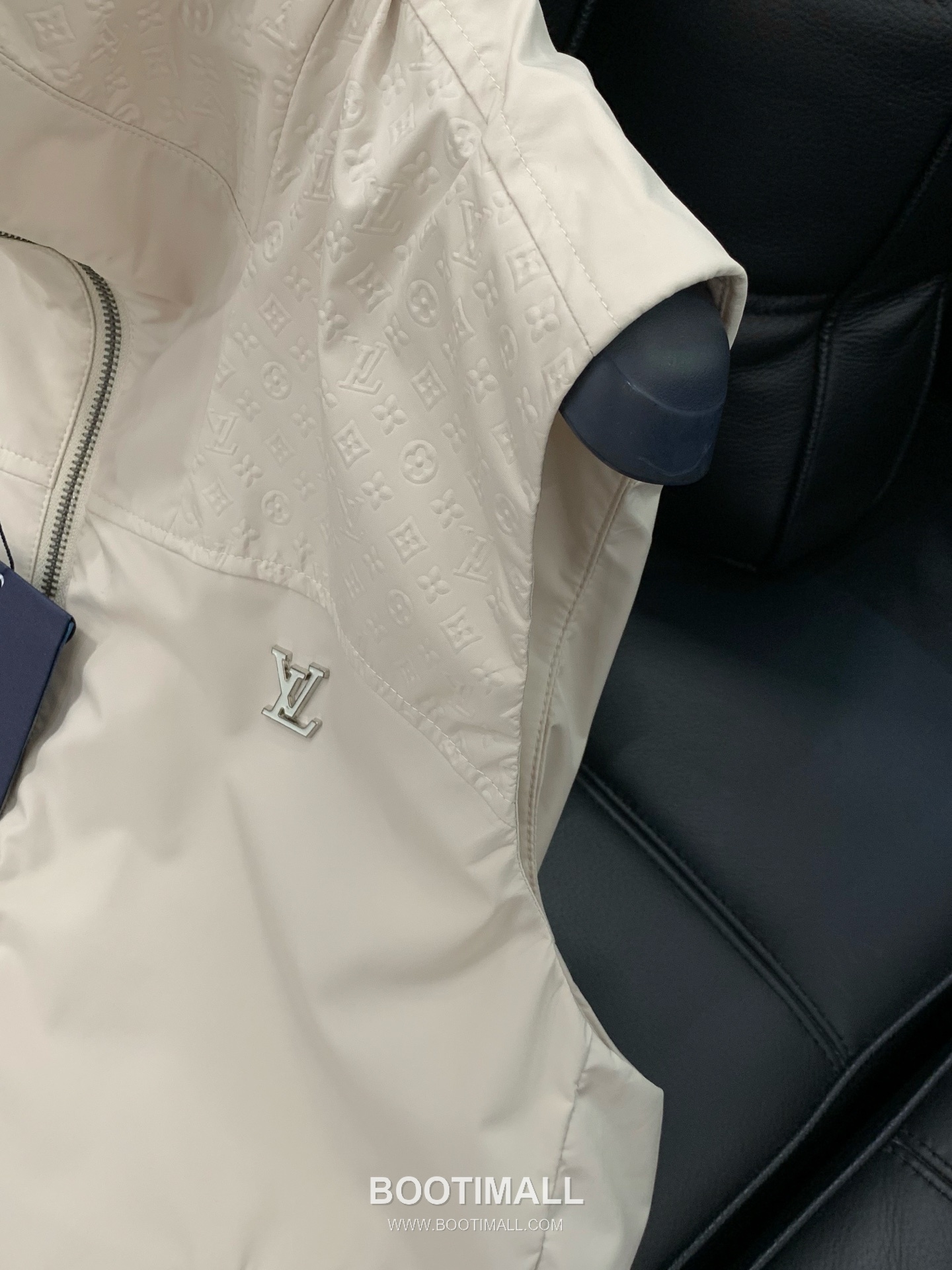 Louis Vuitton SS26 Nylon Vest with Bonded Logo 루이비통 SS26 나일론 베스트 압착 로고 5
