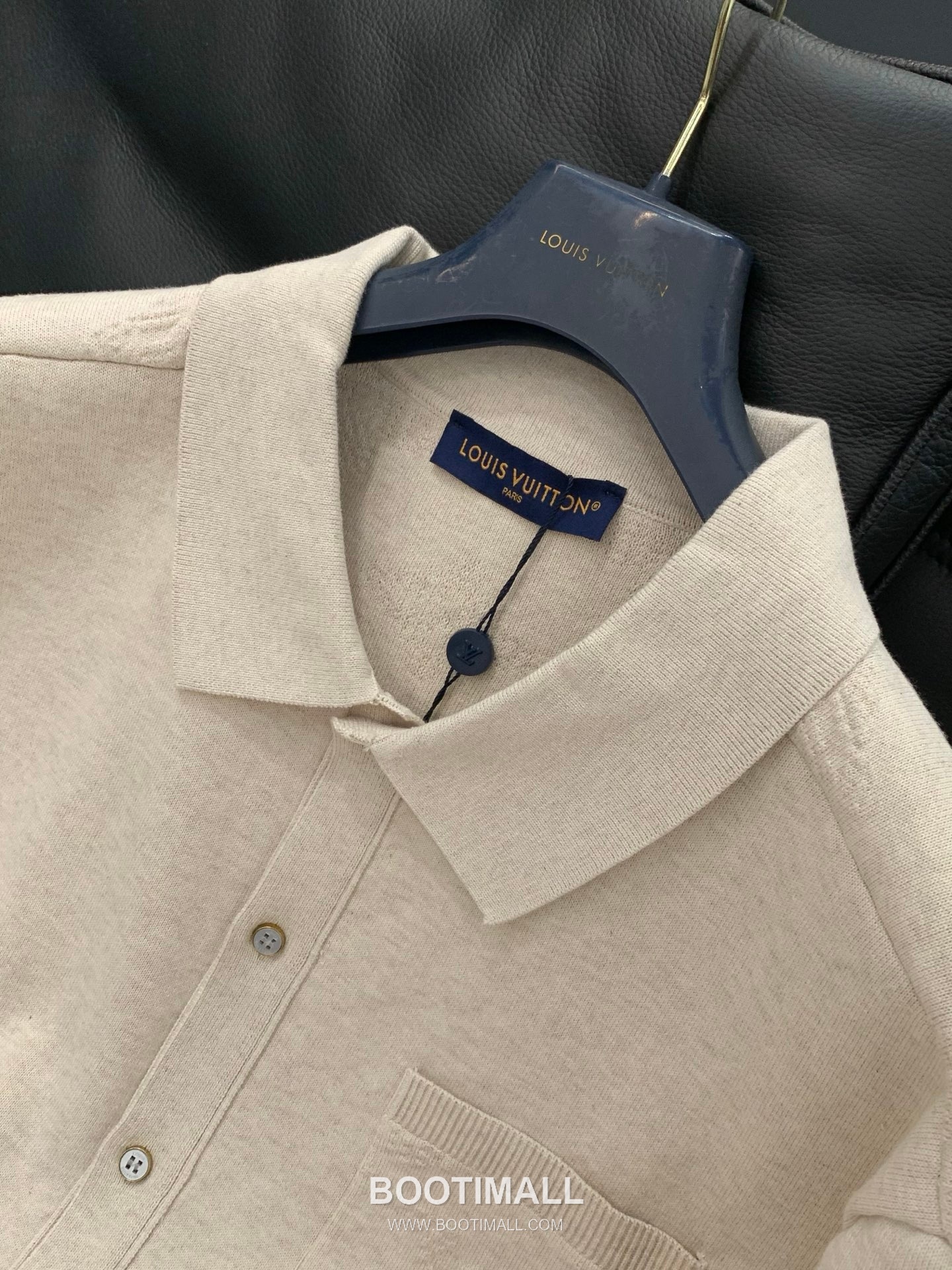 Louis Vuitton SS26 Cotton Knit Collared Cardigan Short Sleeve with Logo Pattern 루이비통 SS26 코튼 니트 카라 가디건 반팔 로고 패턴 7