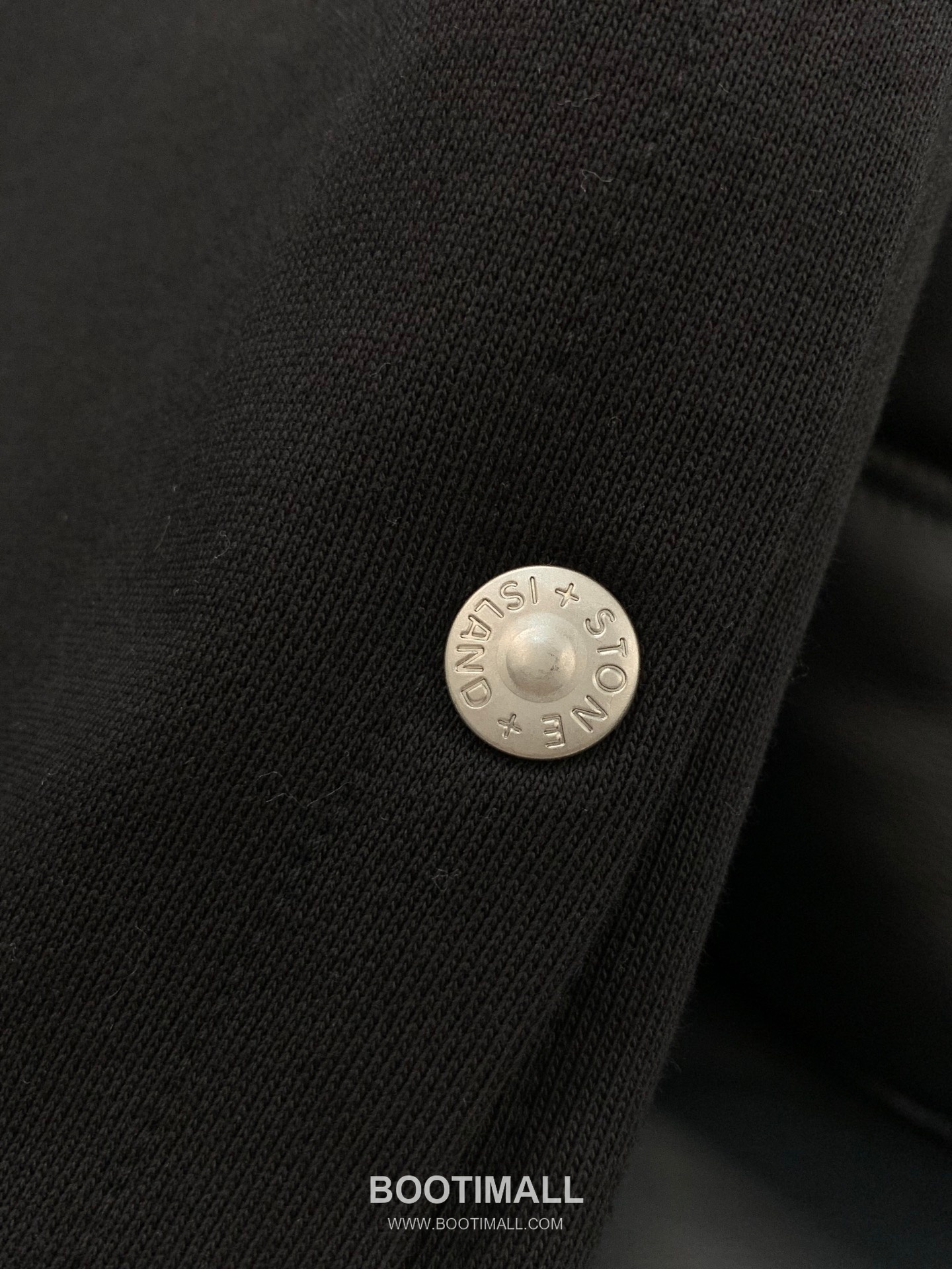 Stone Island SS26 Cotton Crewneck Sweatshirt and Cotton Jogger Pants Set with Logo 스톤아일랜드 SS26 코튼 크루넥 맨투맨 조거 팬츠 세트 로고 14