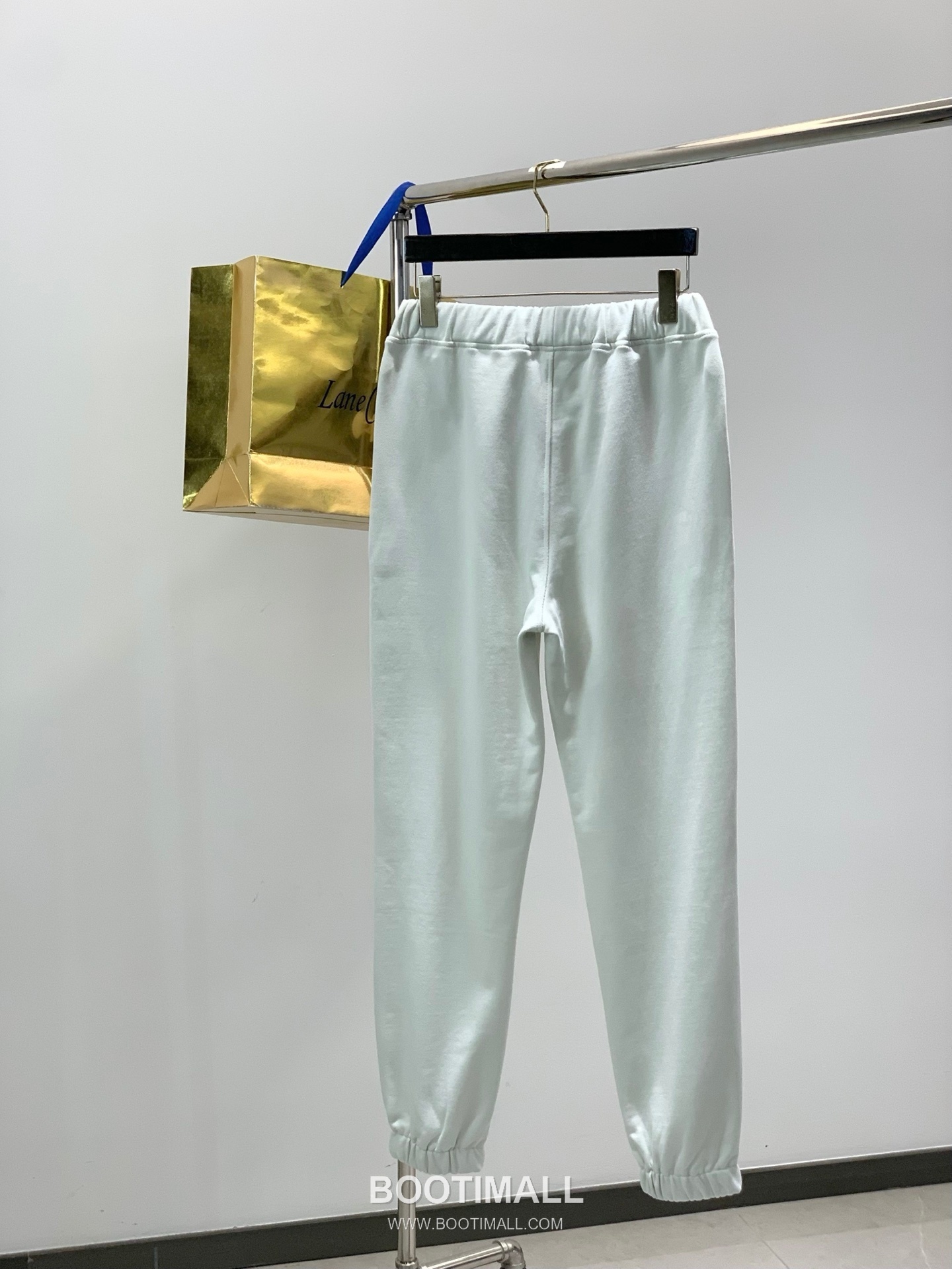 Stone Island SS26 Cotton Crewneck Sweatshirt and Cotton Jogger Pants Set with Logo 스톤아일랜드 SS26 코튼 크루넥 맨투맨 조거 팬츠 세트 로고 11