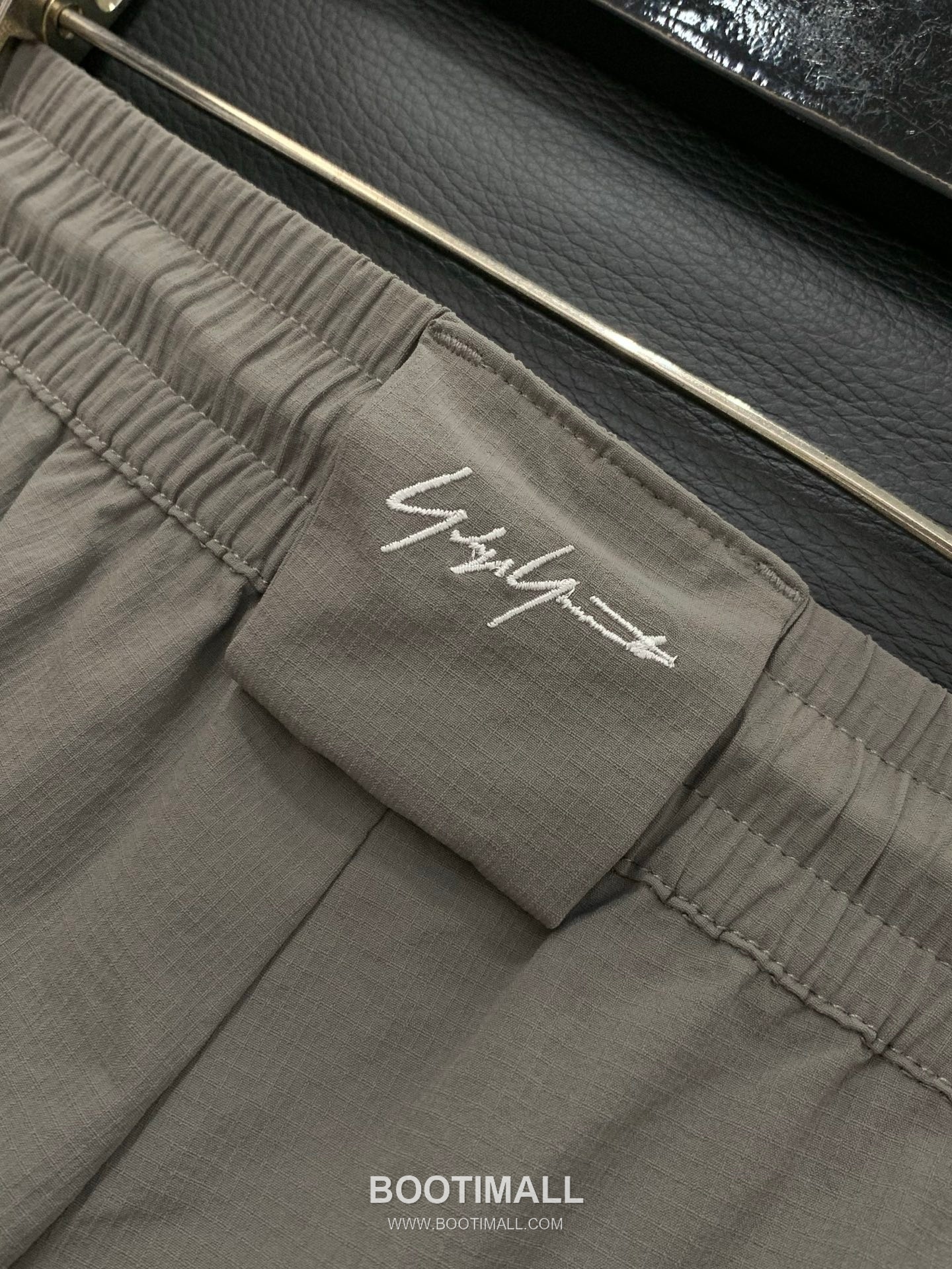 Y-3 SS26 Cotton Blend Pants with Logo Print Y-3 SS26 코튼 혼방 팬츠 로고 프린트 8