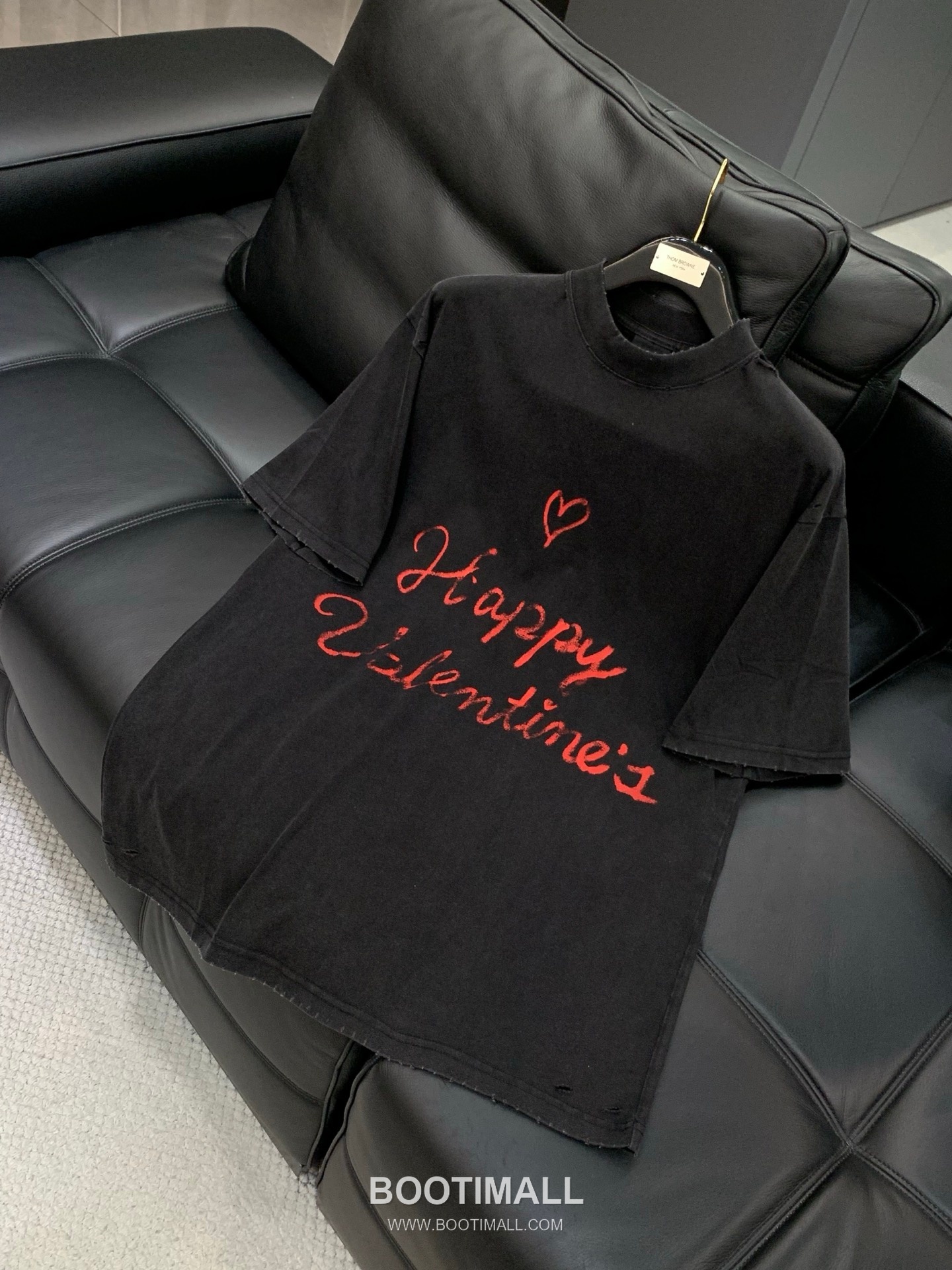 Balenciaga SS26 Cotton Crewneck T-Shirt with Logo Print 발렌시아가 SS26 코튼 크루넥 티셔츠 로고 프린트 3