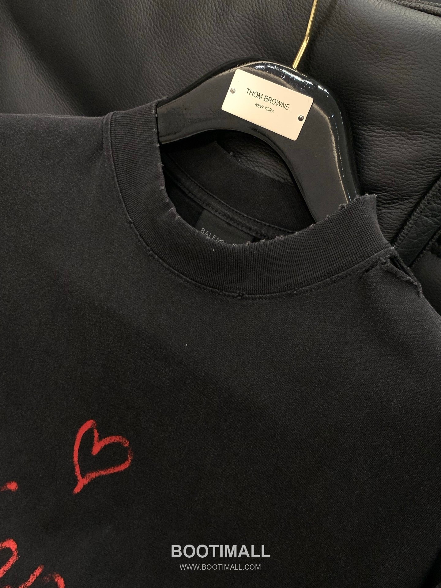 Balenciaga SS26 Cotton Crewneck T-Shirt with Logo Print 발렌시아가 SS26 코튼 크루넥 티셔츠 로고 프린트 4